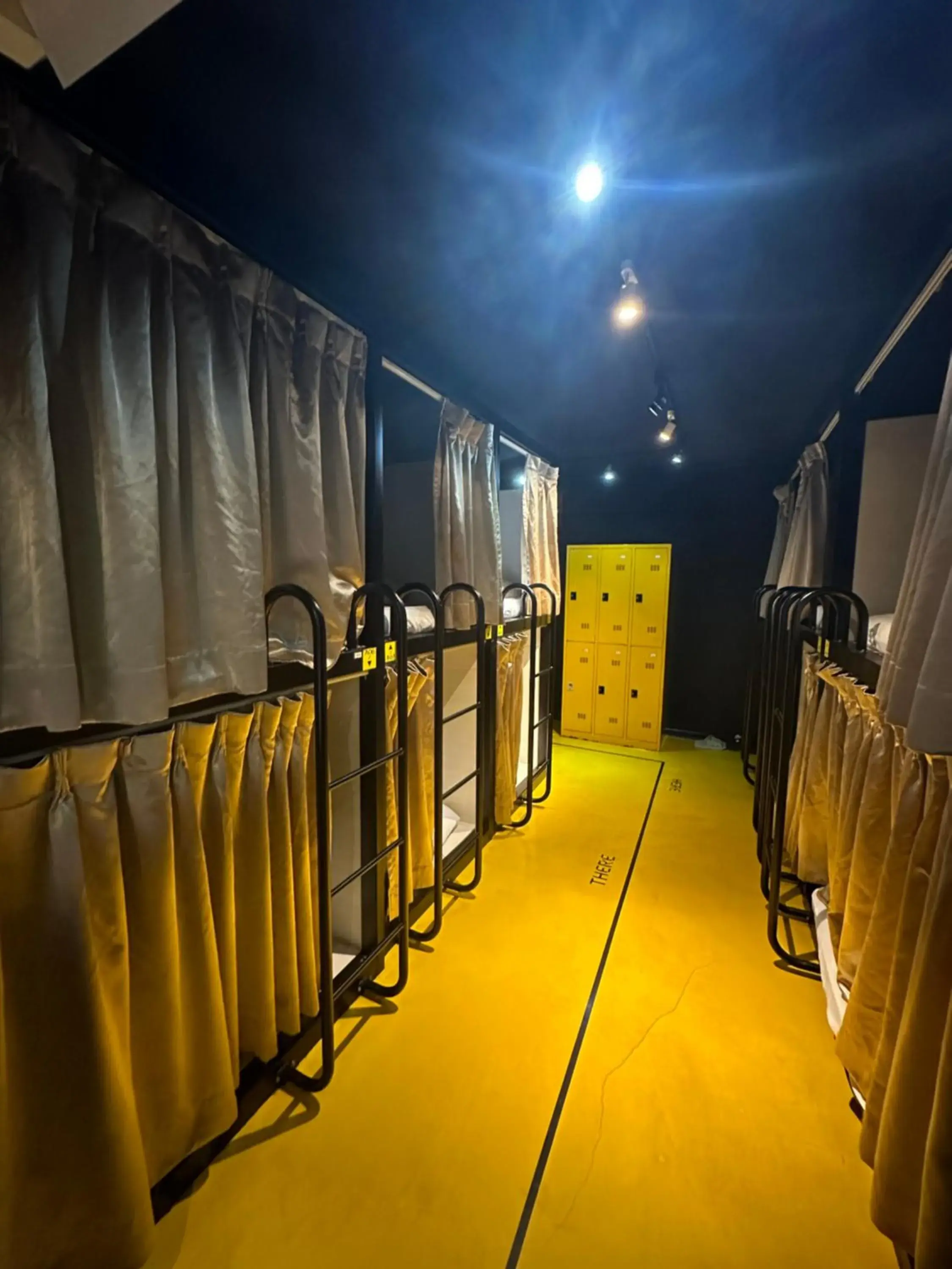 bunk bed in Taipei Inn bunk bed in Taipei Inn