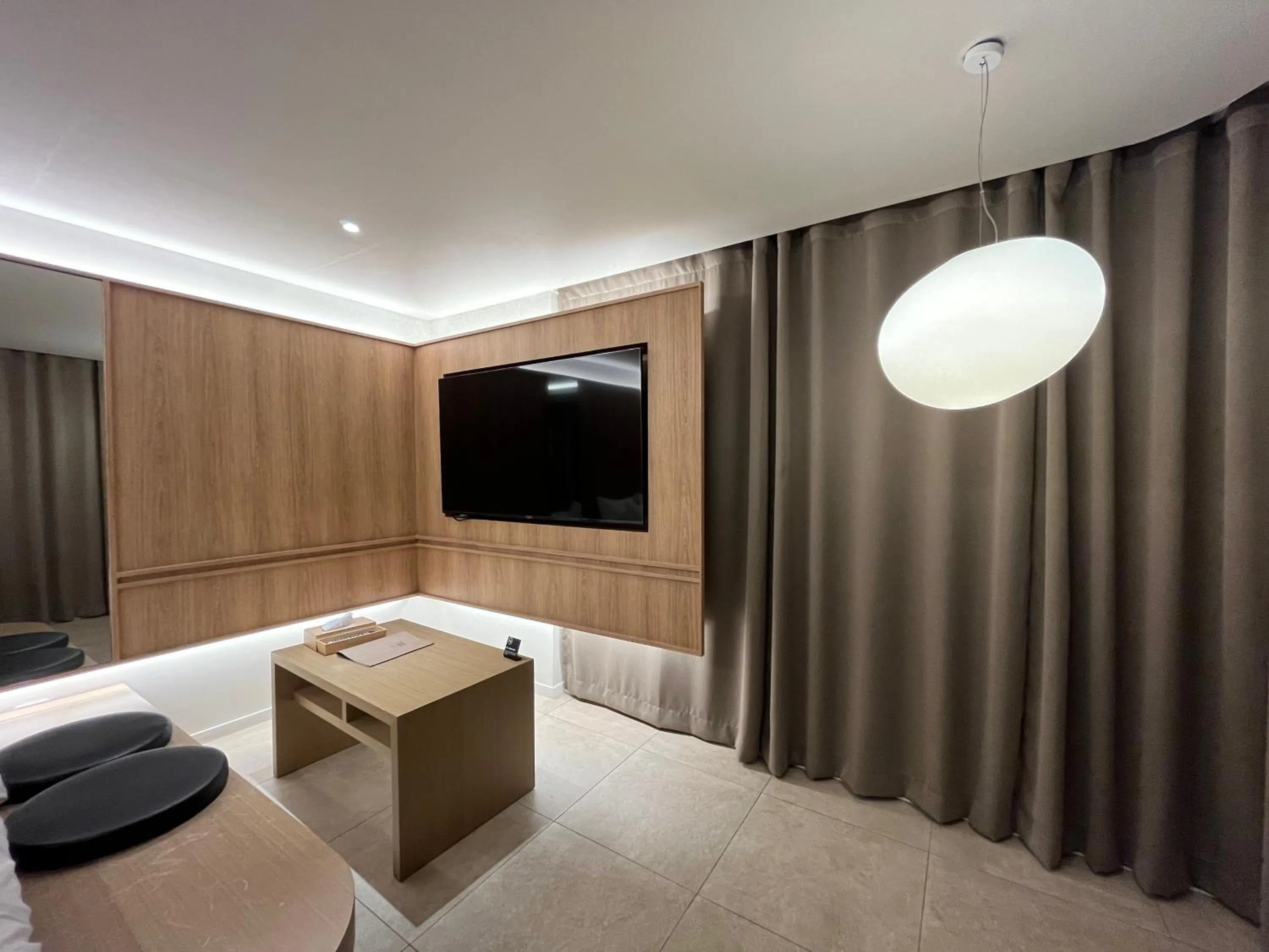 TV and multimedia in Sodo Hotel Paju