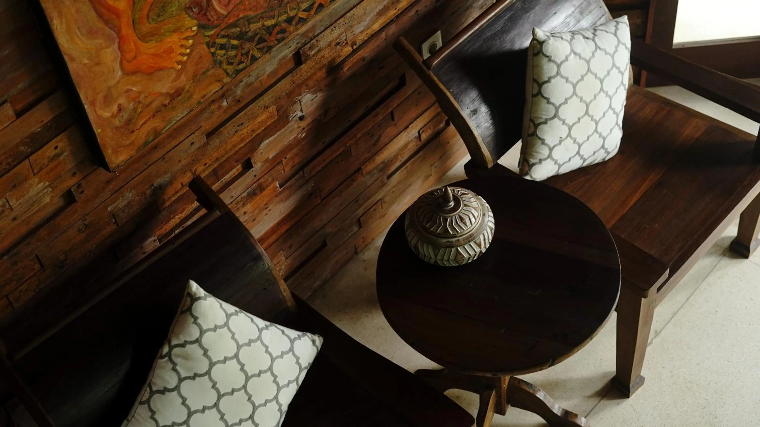 Seating area in Green Tree House Villa Ubud