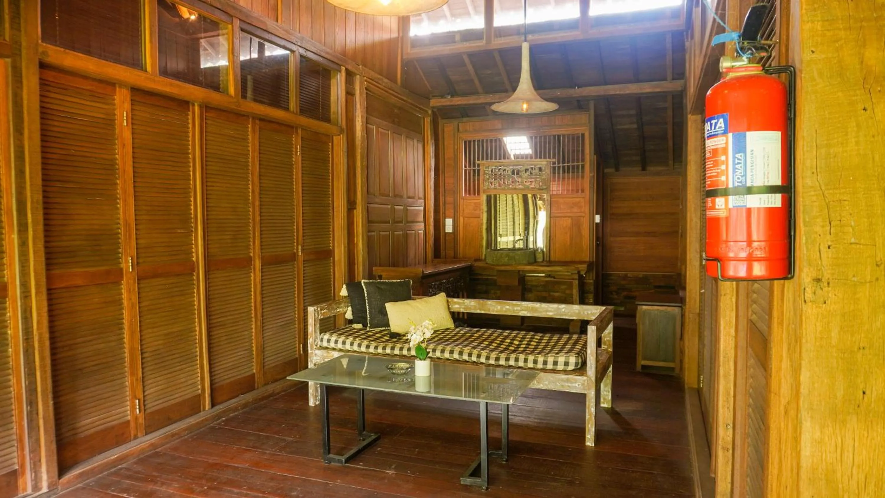 Seating area in Green Tree House Villa Ubud