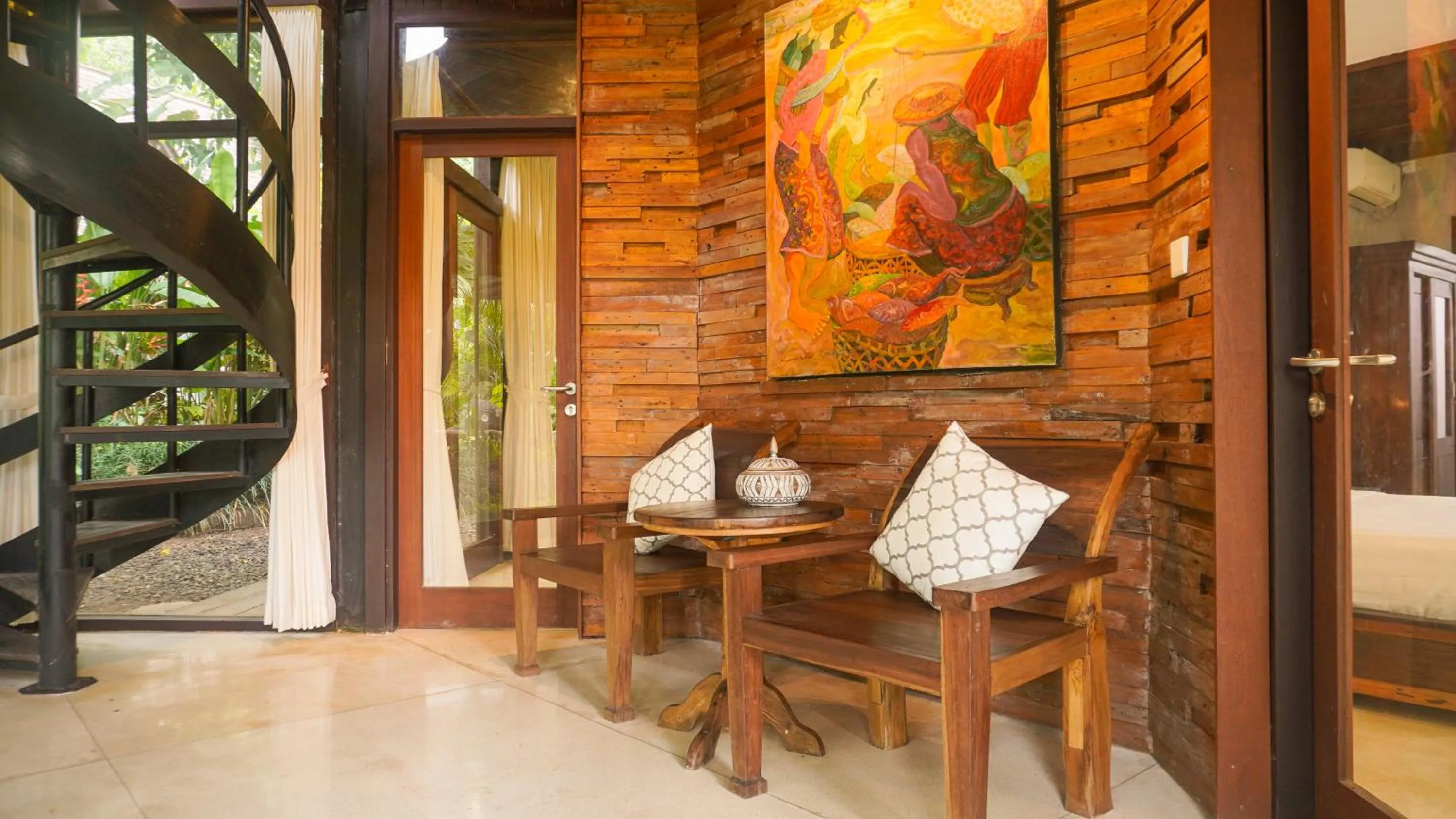 Seating area in Green Tree House Villa Ubud
