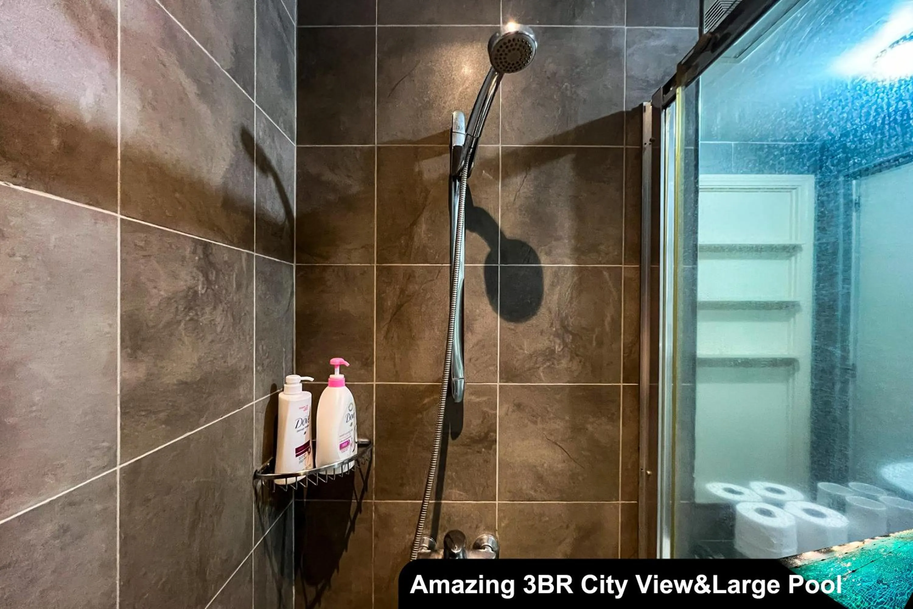 Shower in The Gramercy Residences