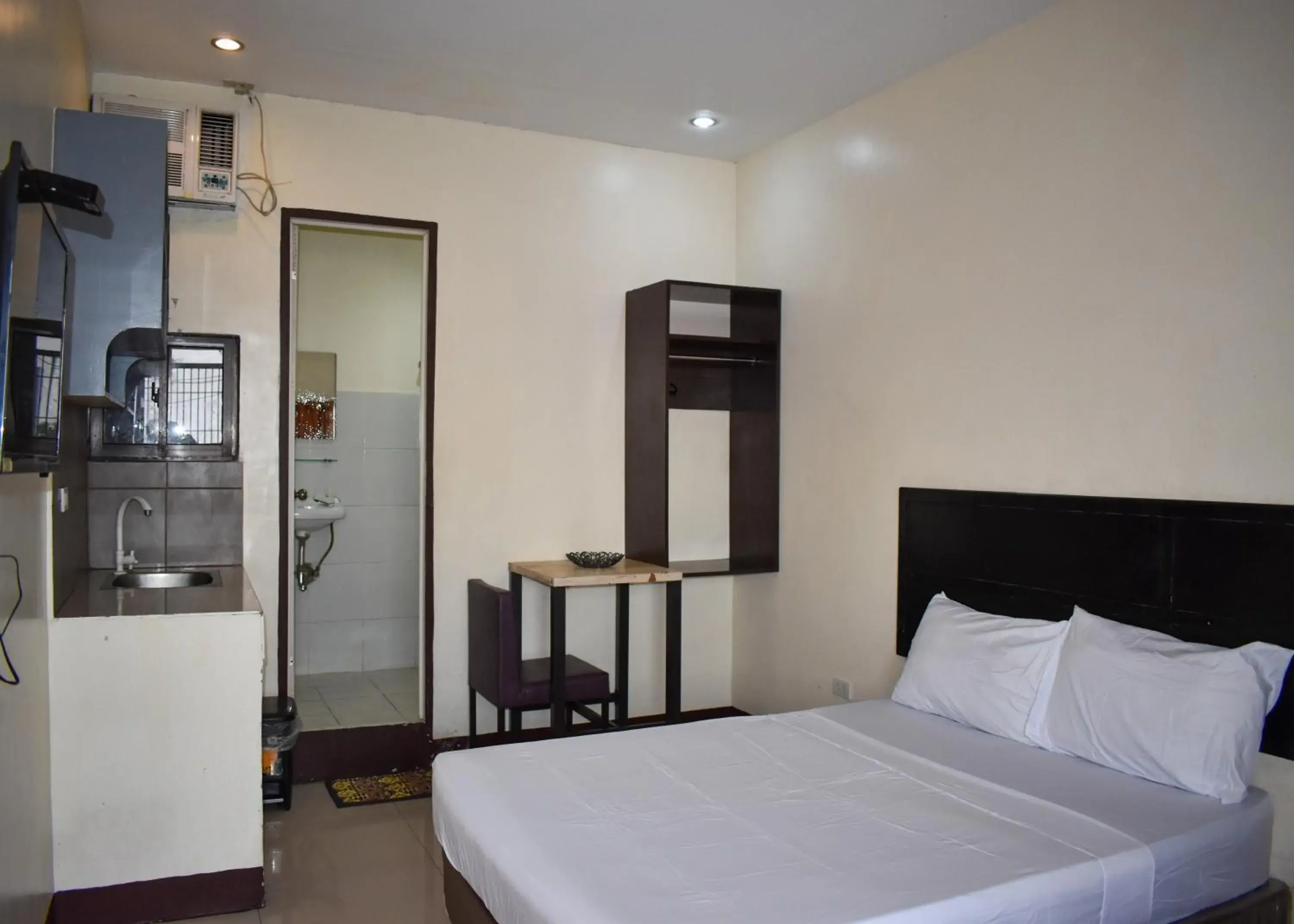 Bed in 1812 VC Lodge Bed in 1812 VC Lodge