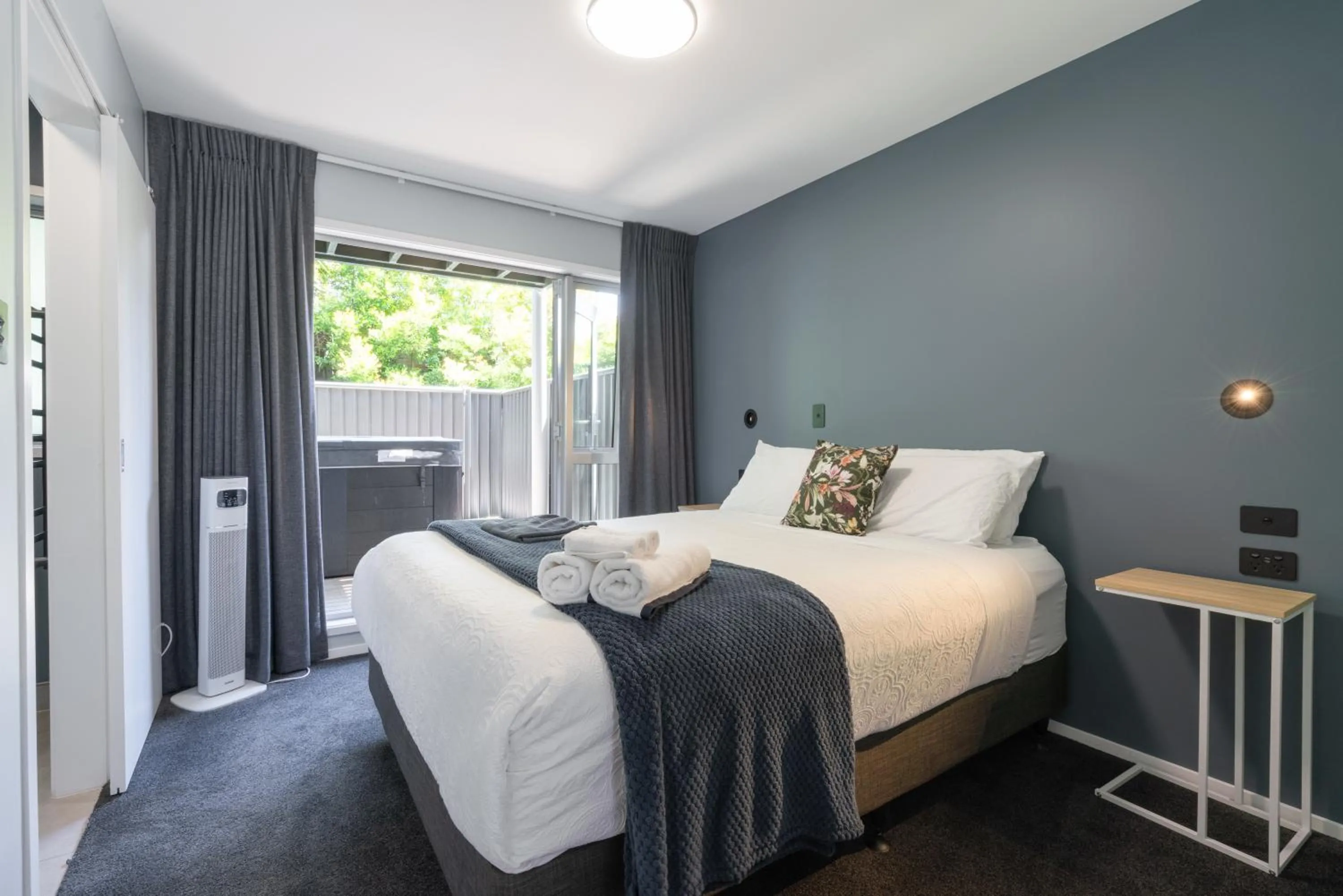 Spacious Home Near CBD SPA Pool Parking 3BR