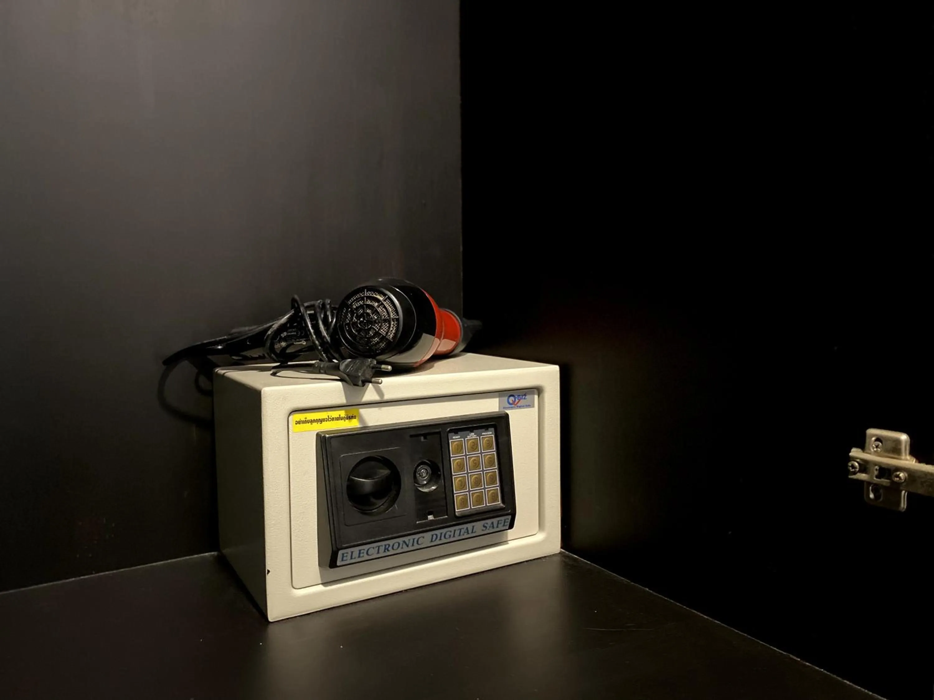 safe in Sunray Beach Hotel Patong