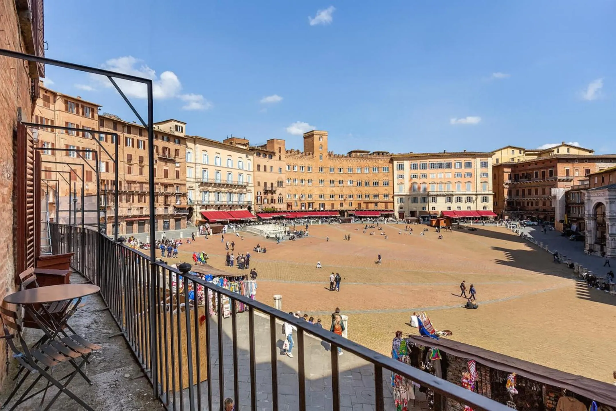 The Balcony Suite - Piazza del Campo