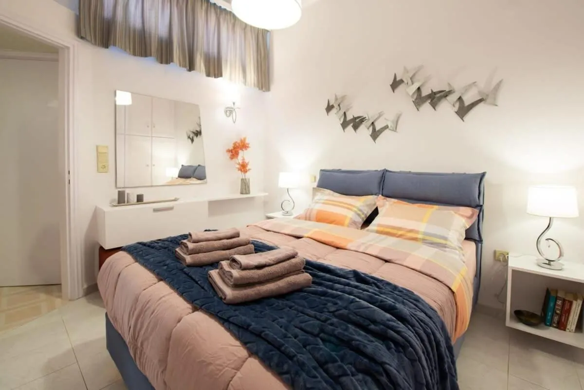 Bed in Dolce Favola Nomad Casa - Kalamata's City Getaway
