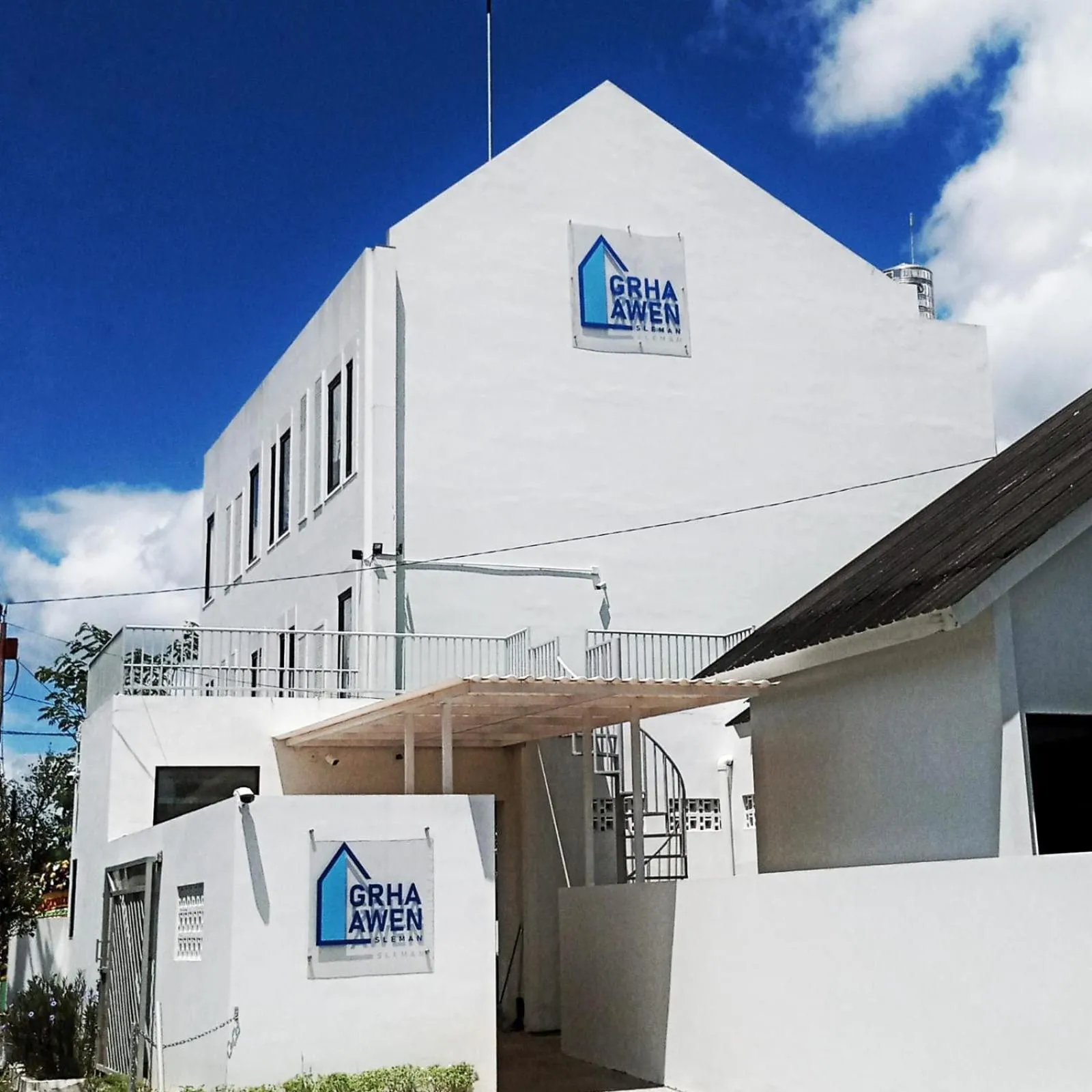 Property building in GRHA AWEN SLEMAN