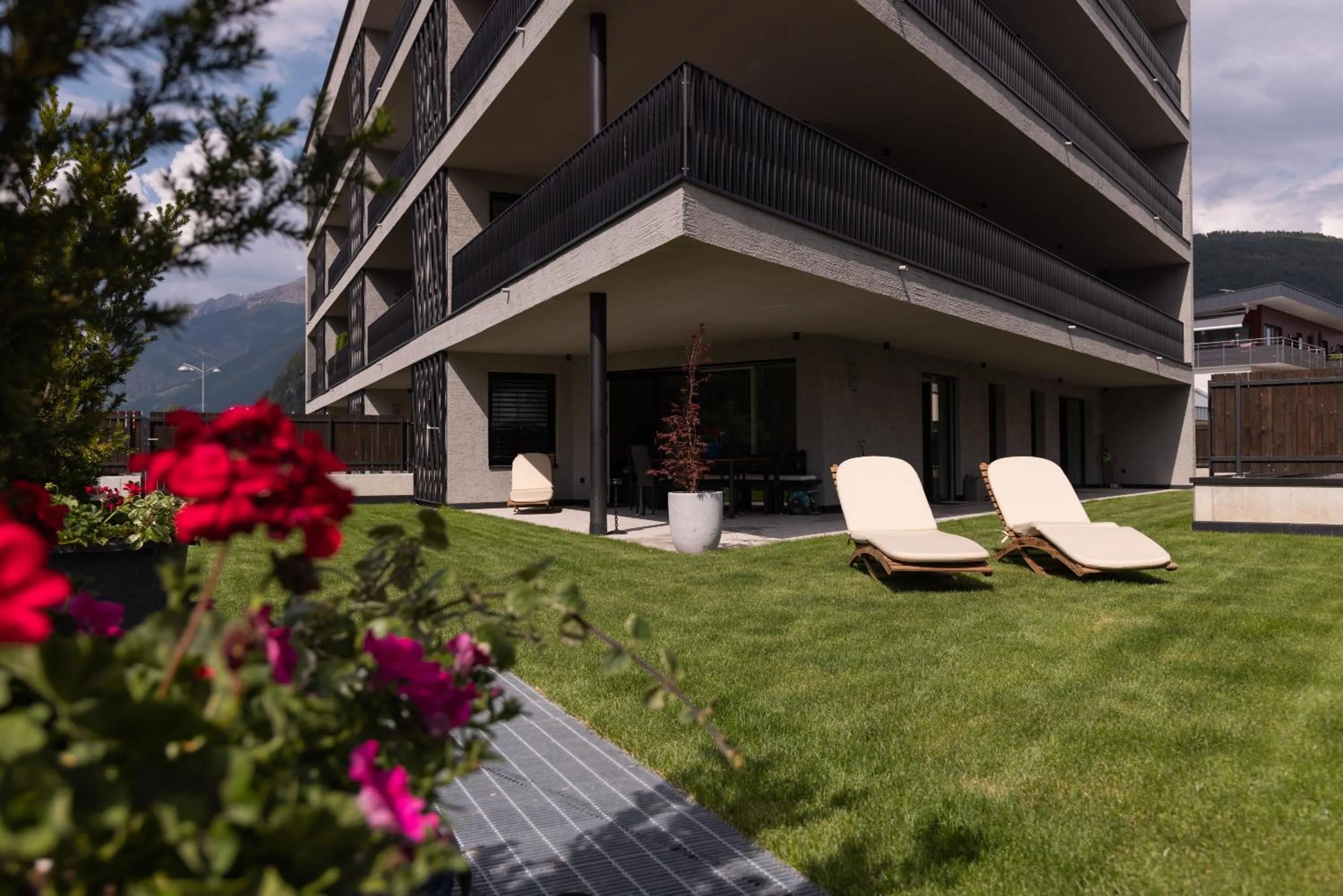 Garden in Apartment Ando