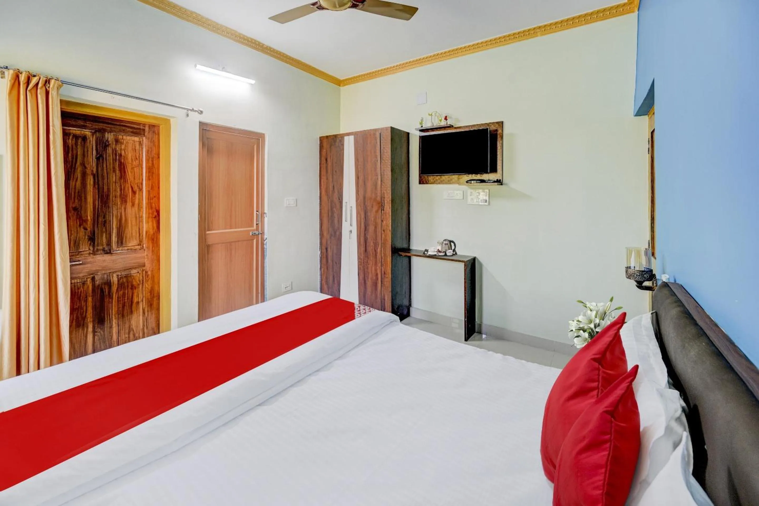 Bedroom in Hotel O GD STAY INN 1