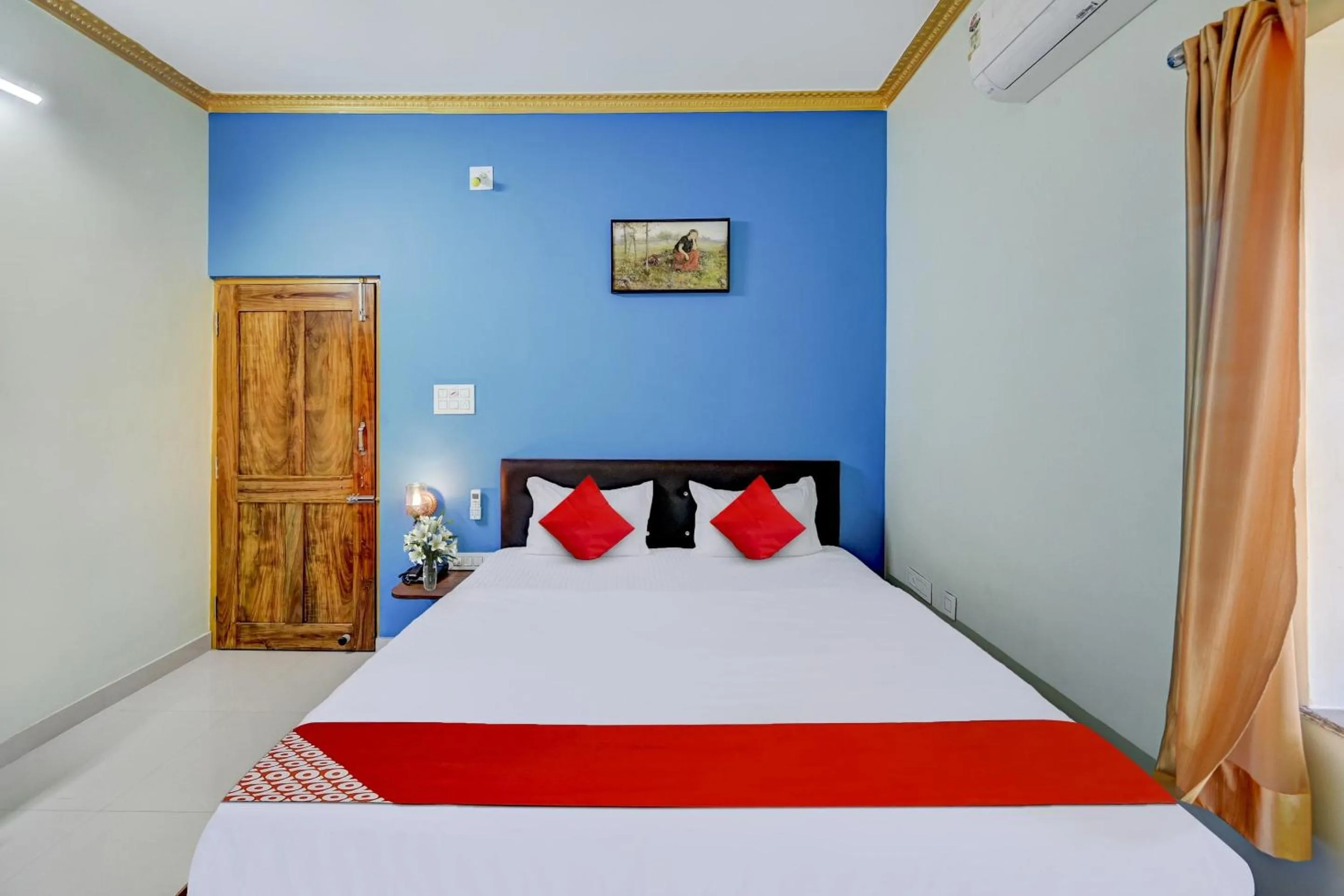 Bedroom, Bed in Hotel O GD STAY INN 1