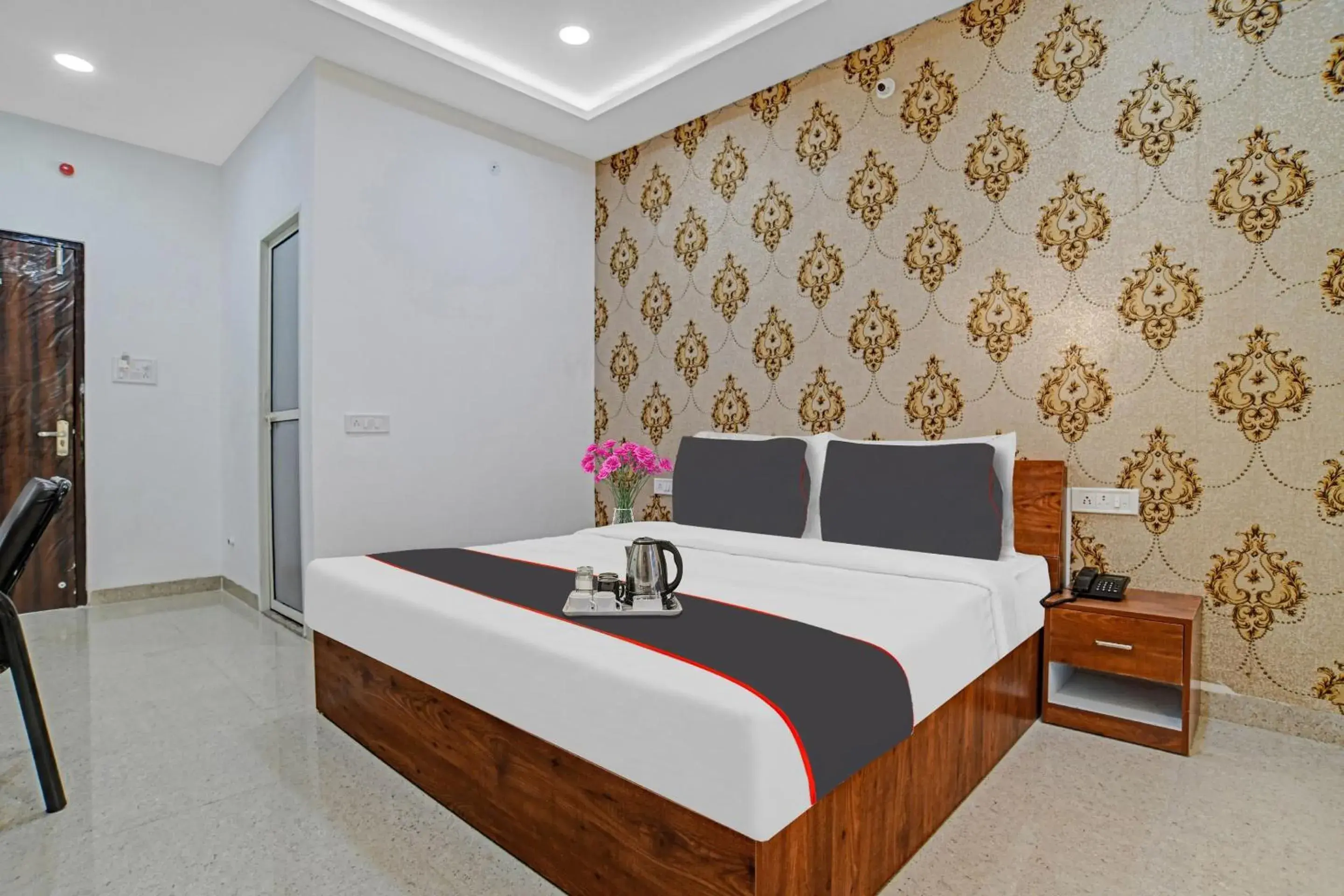 Lobby or reception, Bed in Hotel O Shivaay Lobby or reception, Bed in Hotel O Shivaay