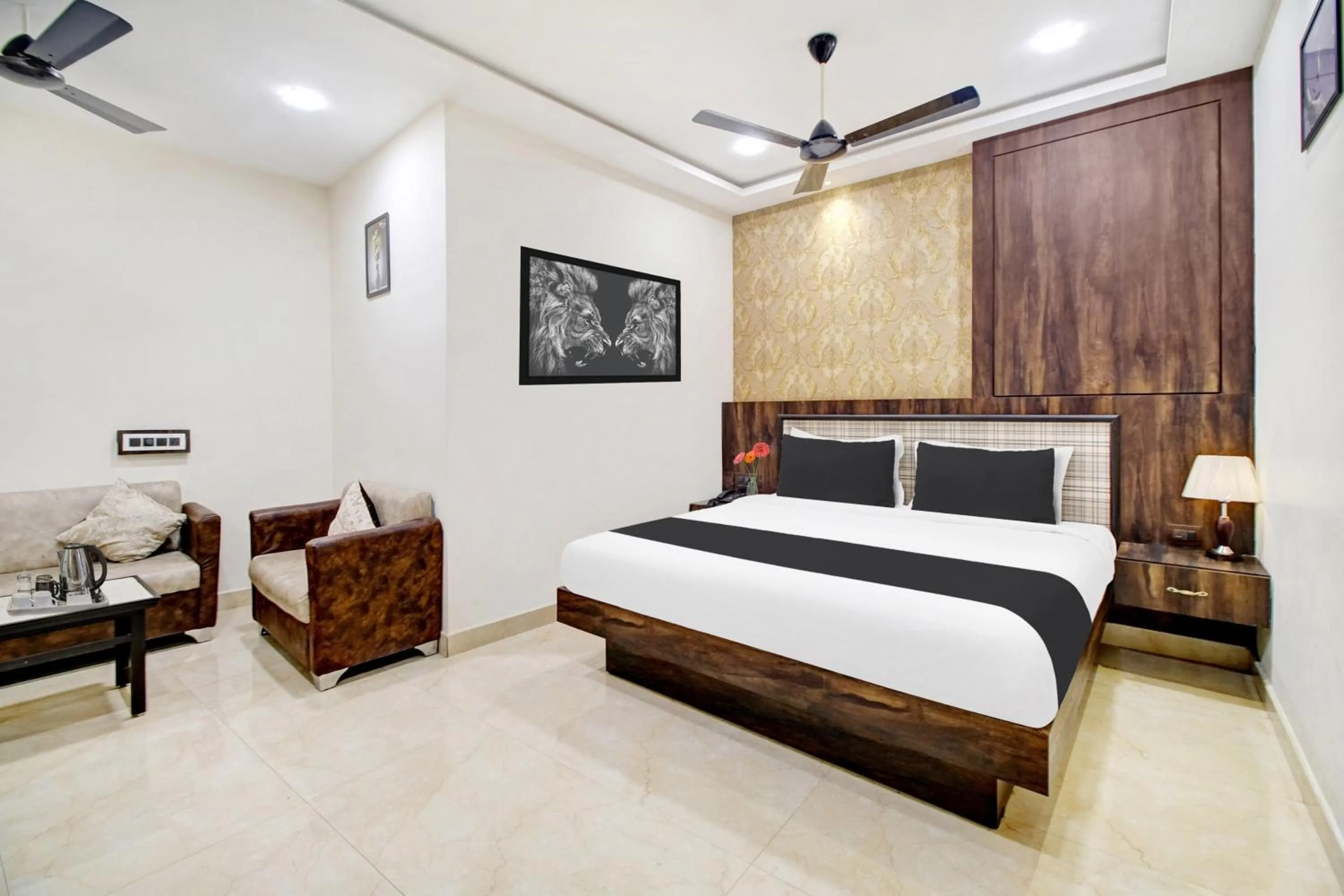 Deluxe Triple Room - single occupancy in Hotel O Vijayawada Near Railway Station