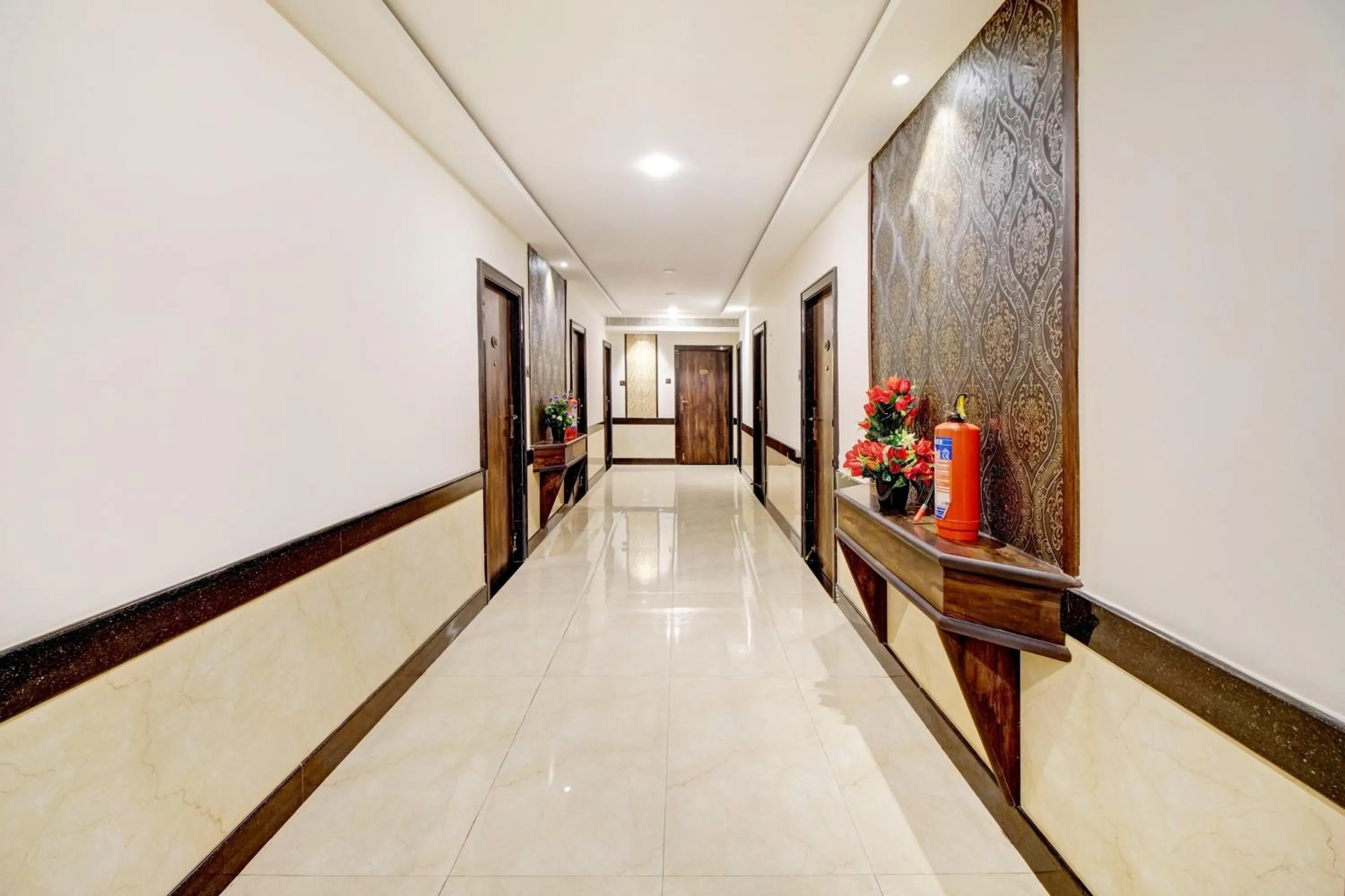 Hotel O Vijayawada Near Railway Station