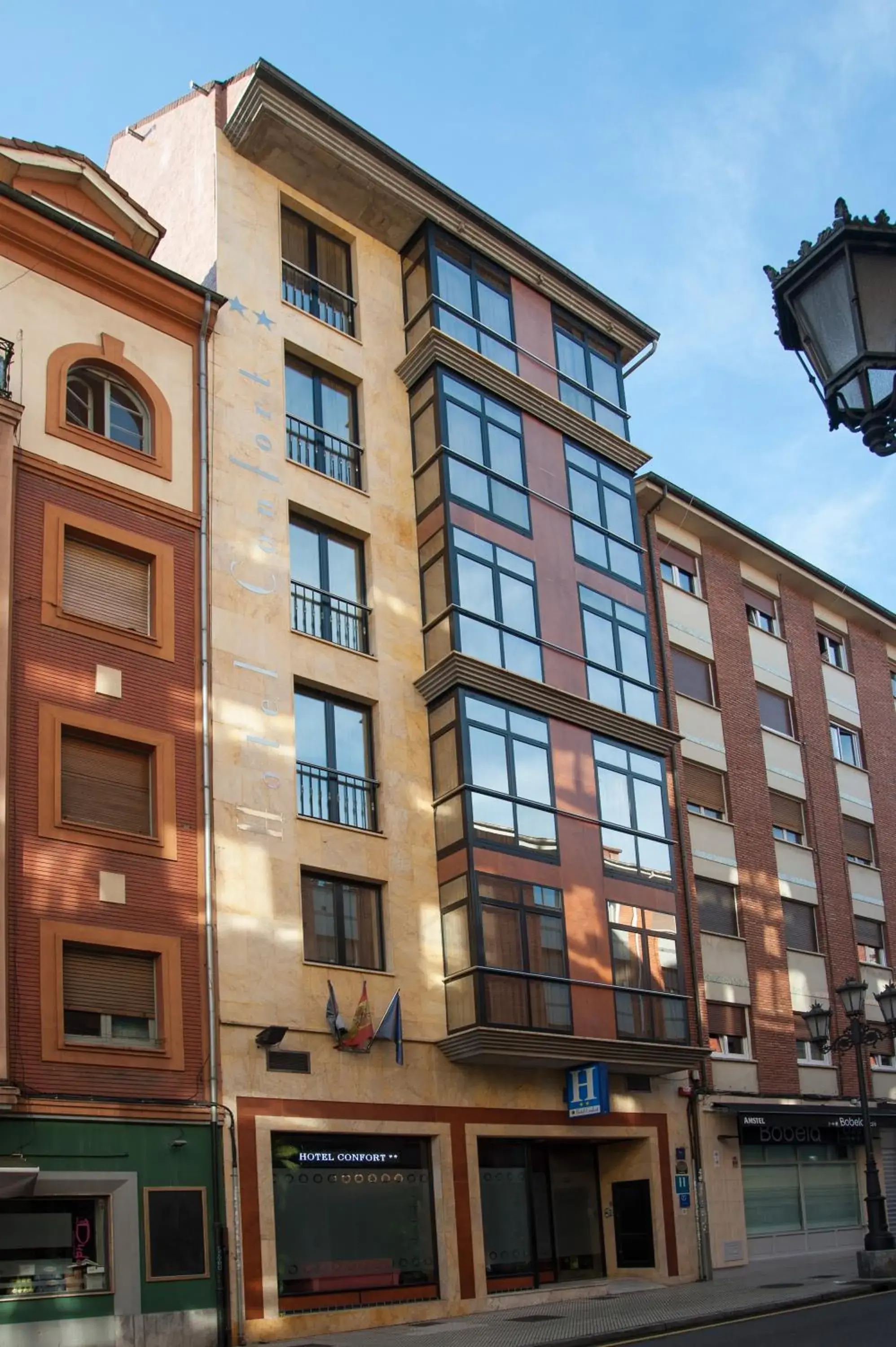 Facade/entrance in Hotel Alda Centro Oviedo Facade/entrance in Hotel Alda Centro Oviedo