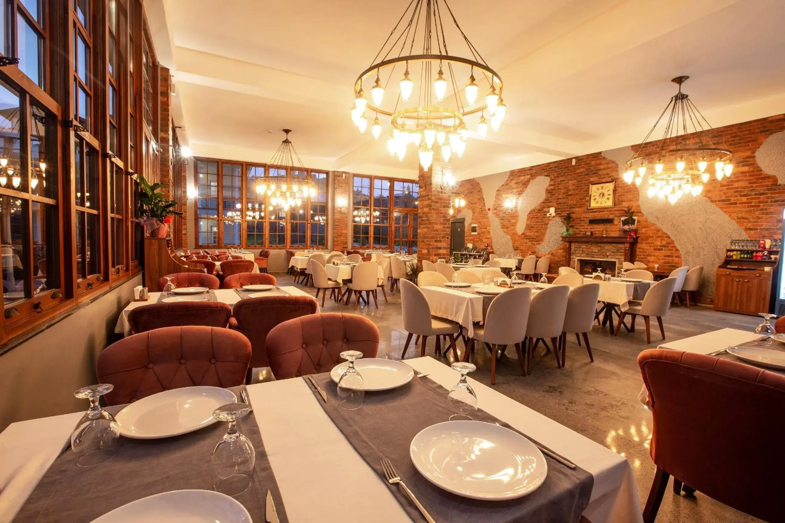 Restaurant/places to eat in Zanike hotel Restaurant/places to eat in Zanike hotel