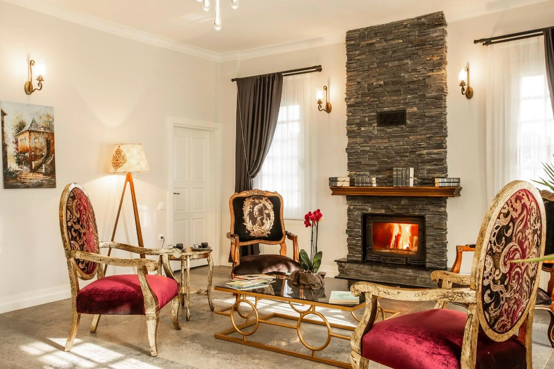 Property building in Zanike hotel