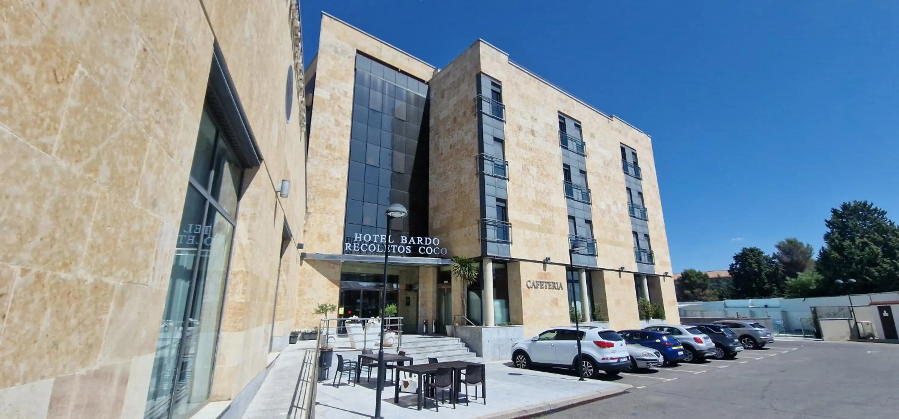 Property building in Hotel Bardo Recoletos Coco