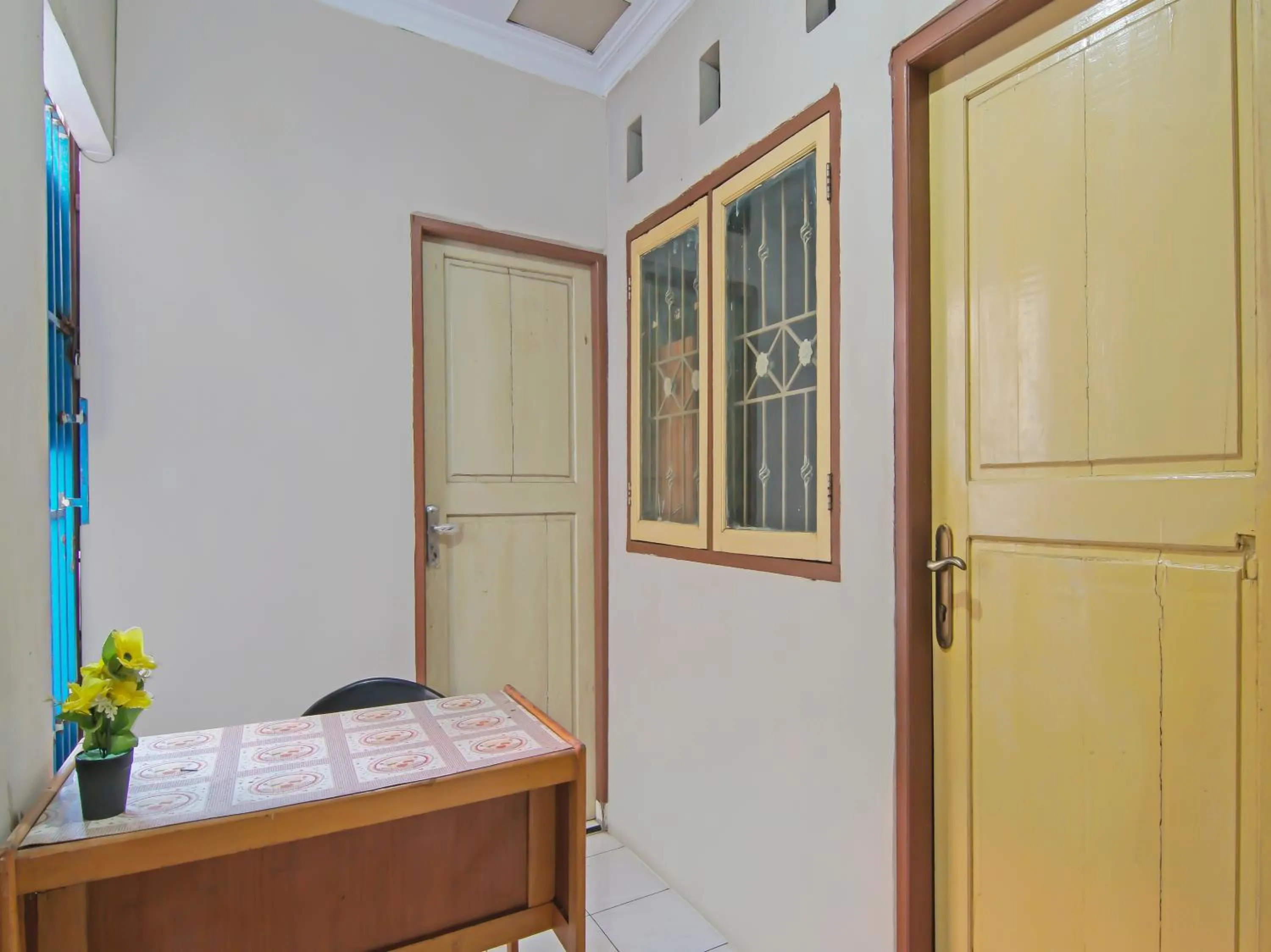 Lobby or reception in Hotel O Flamboyan 25 Homestay Syariah