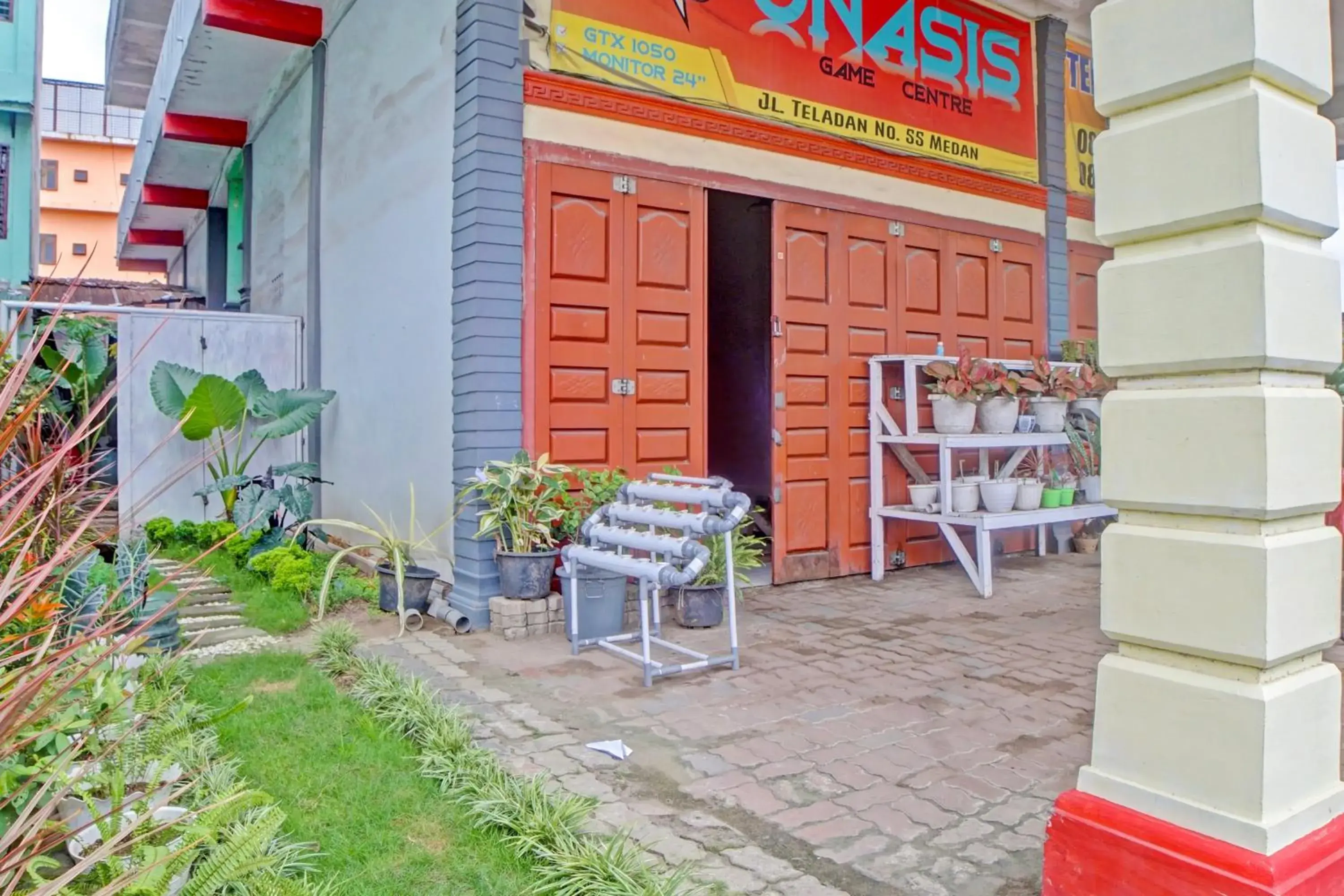 Lobby or reception in Hotel O Onasis Syariah Inn Lobby or reception in Hotel O Onasis Syariah Inn