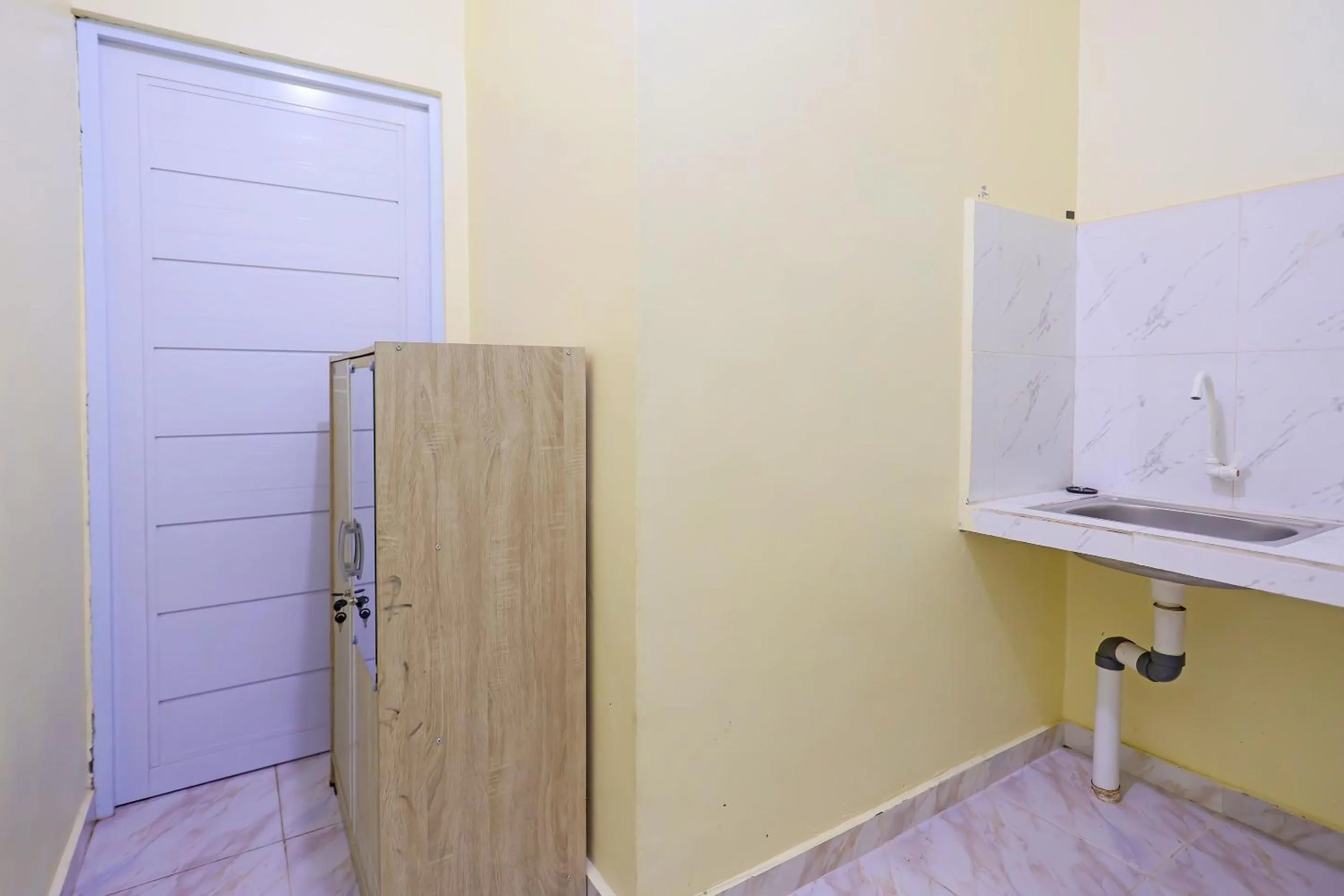 Bedroom in OYO 91974 Alfisal Syariah