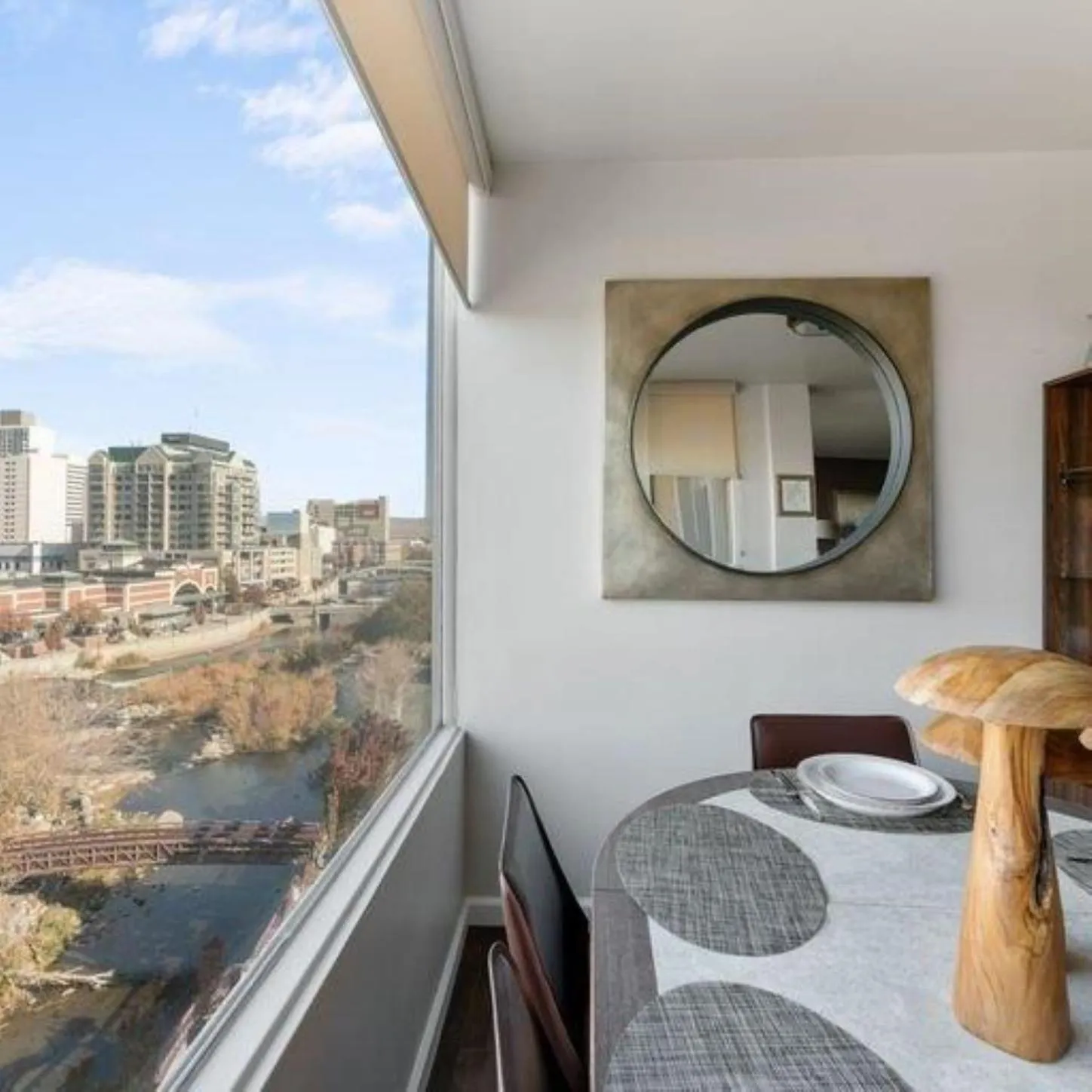 Dining area in Panorama Place