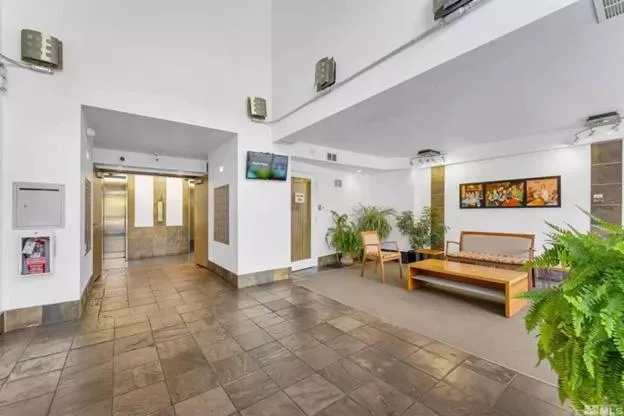 Lobby or reception in Panorama Place