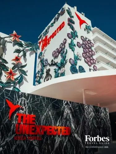 The Unexpected Ibiza Hotel - Ushuaïa Club entrance included The Unexpected Ibiza Hotel - Ushuaïa Club entrance included