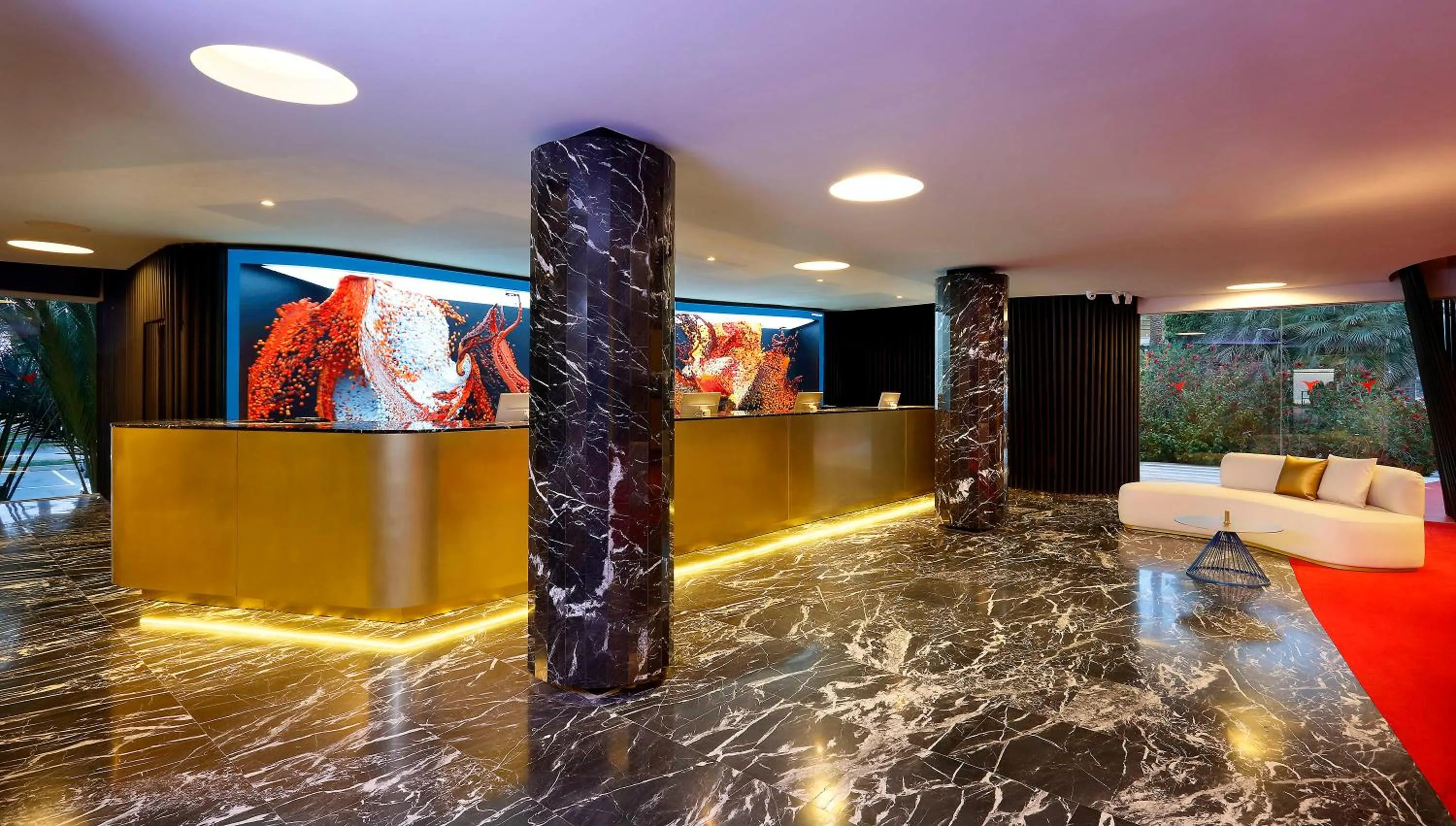 Lobby or reception in The Unexpected Ibiza Hotel - Ushuaïa Club entrance included