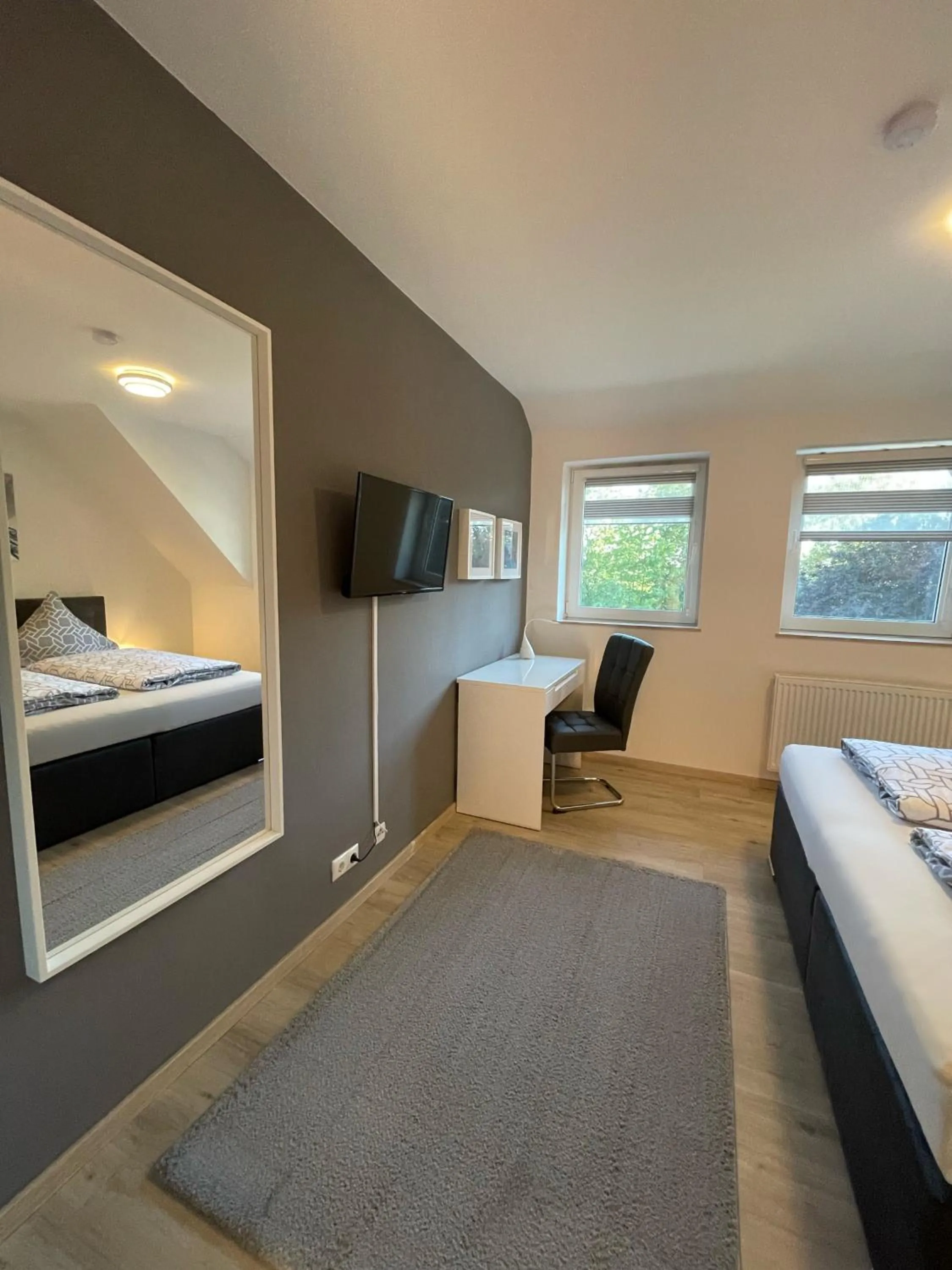 Bed in Schweier Krug