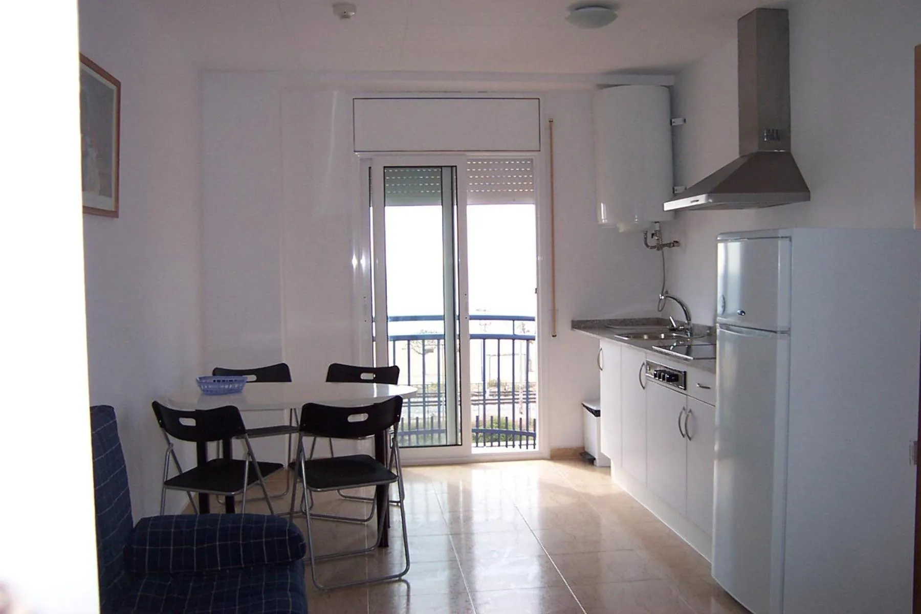 Kitchen or kitchenette in Aparthotel Iris