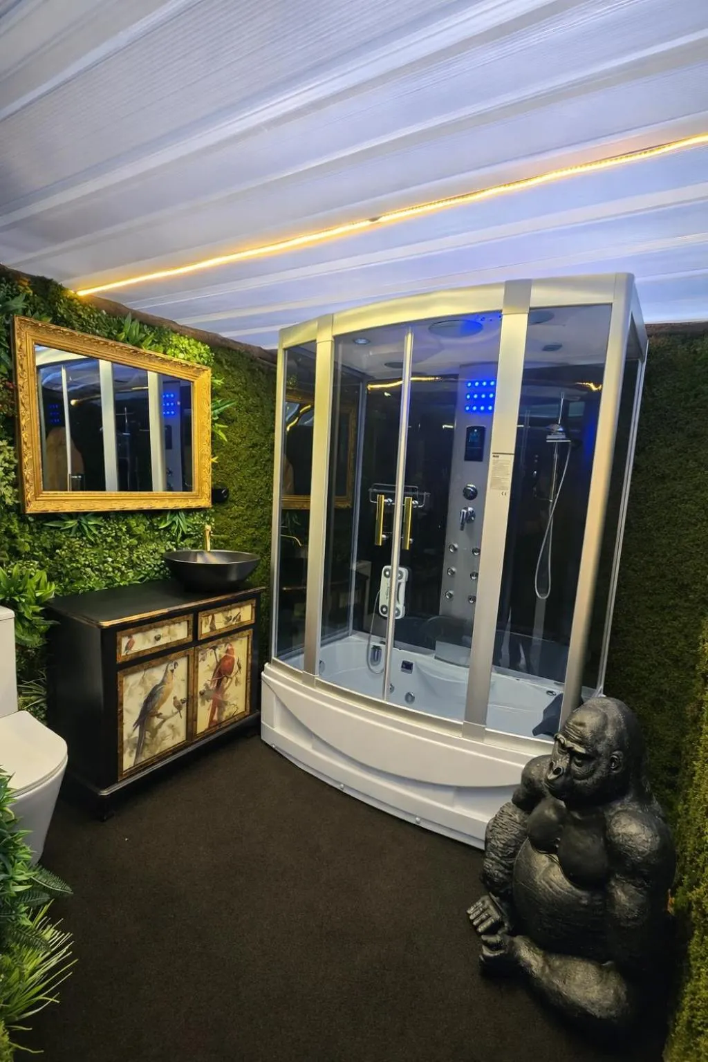 Steam room in Bubble Glamping Sicily