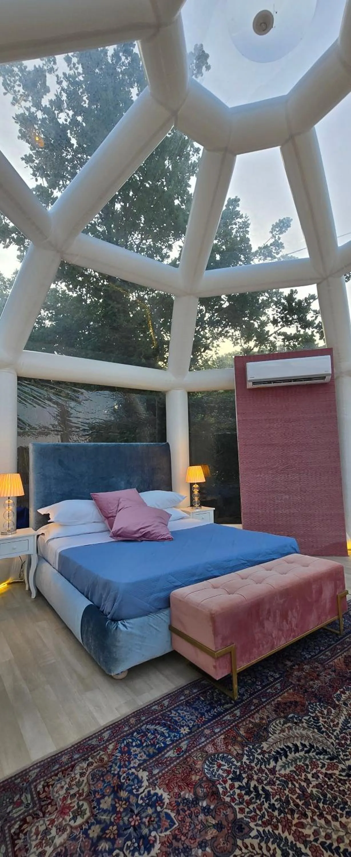 Bed in Bubble Glamping Sicily