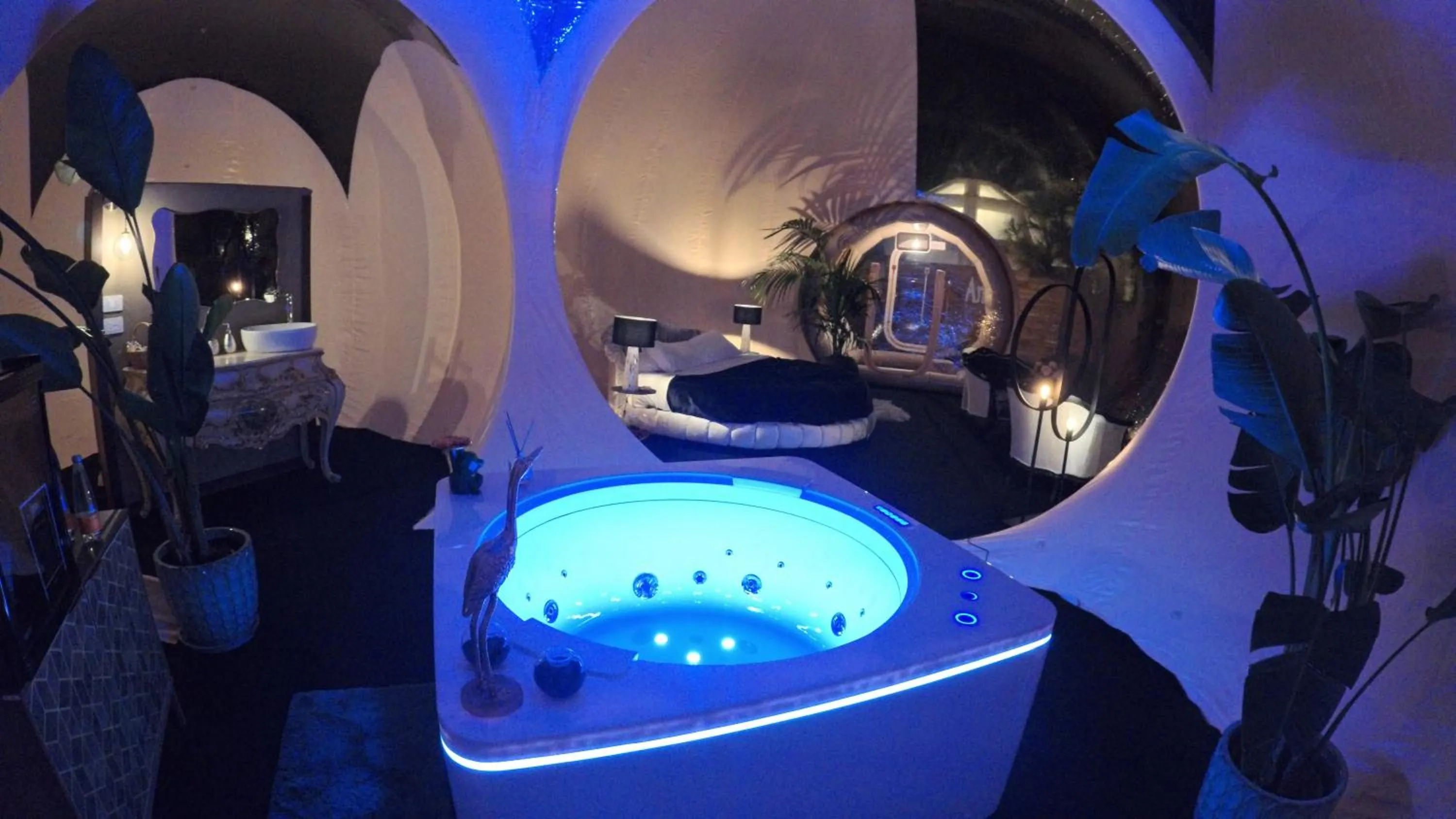 Photo of the whole room in Bubble Glamping Sicily