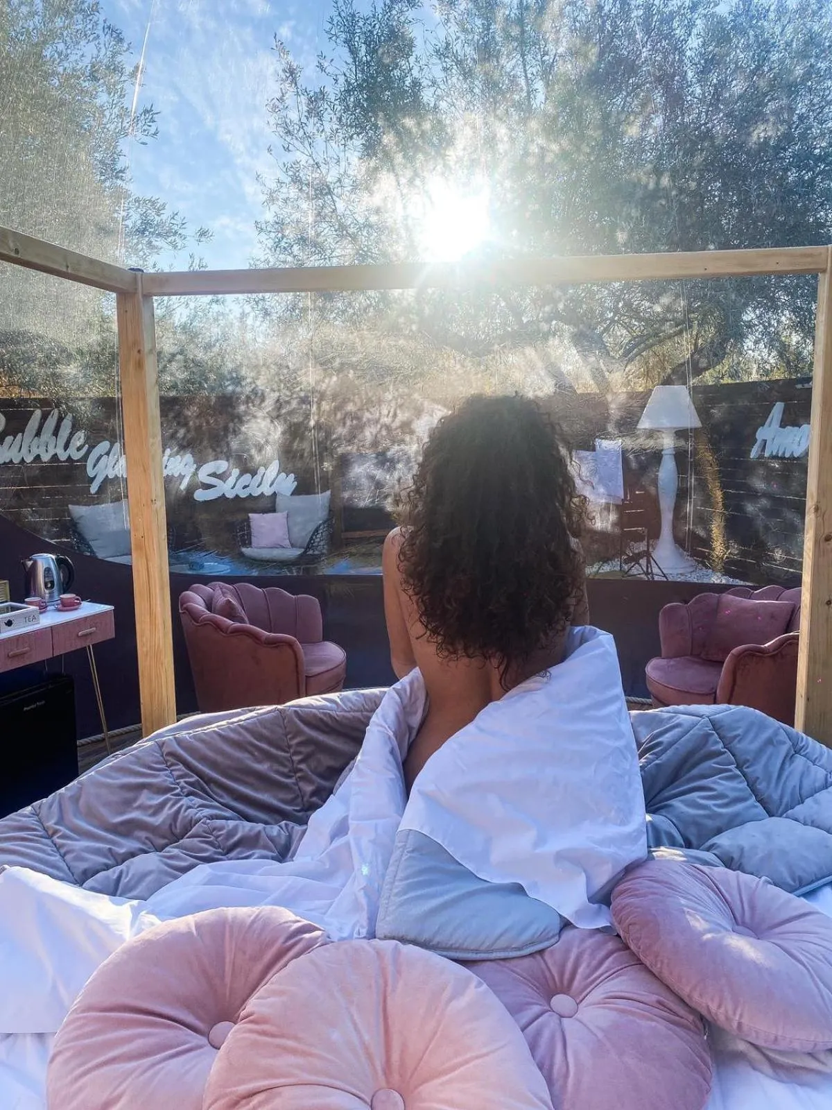 Bed in Bubble Glamping Sicily