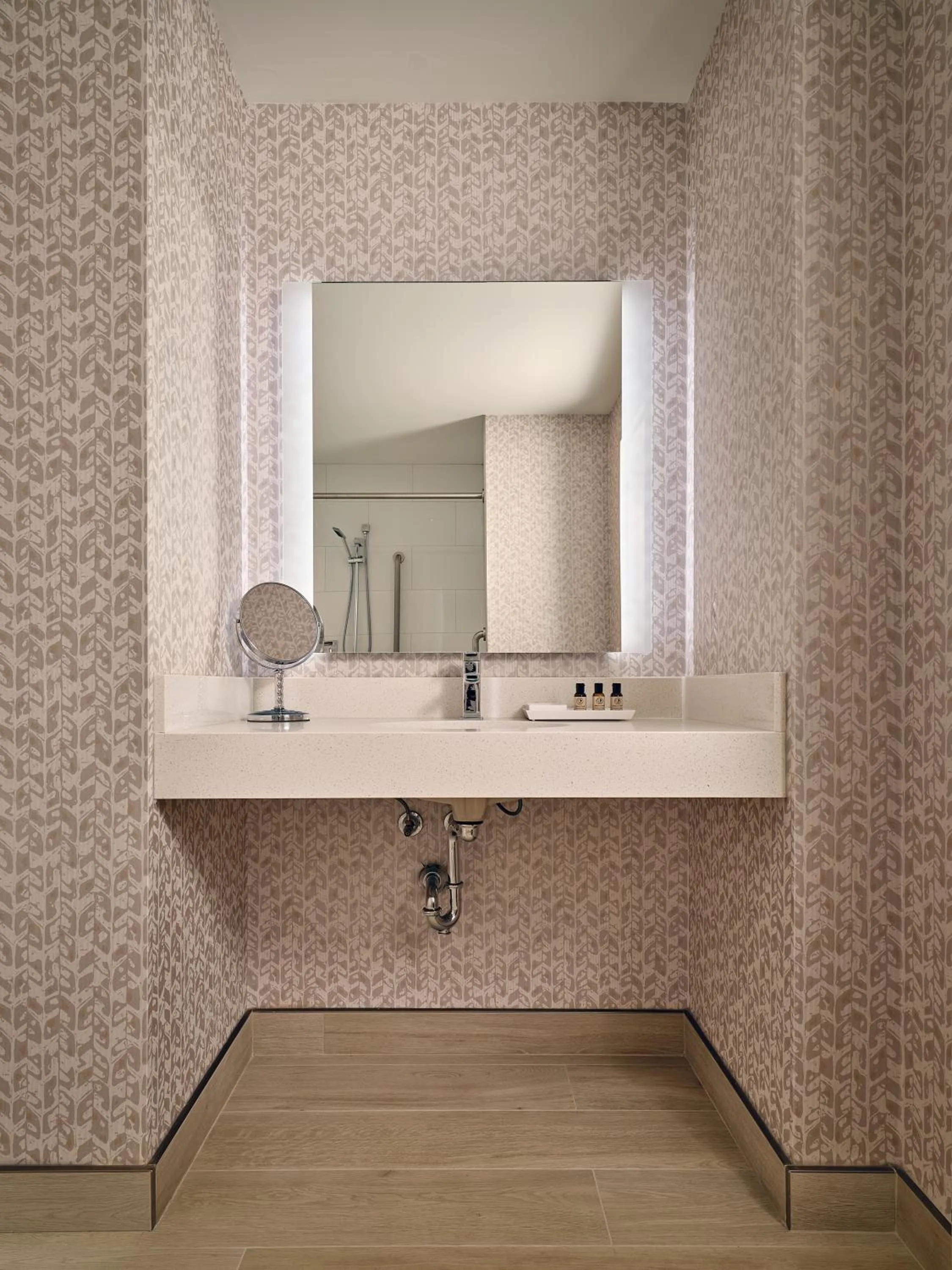 Bathroom in Great Blue Heron Hotel