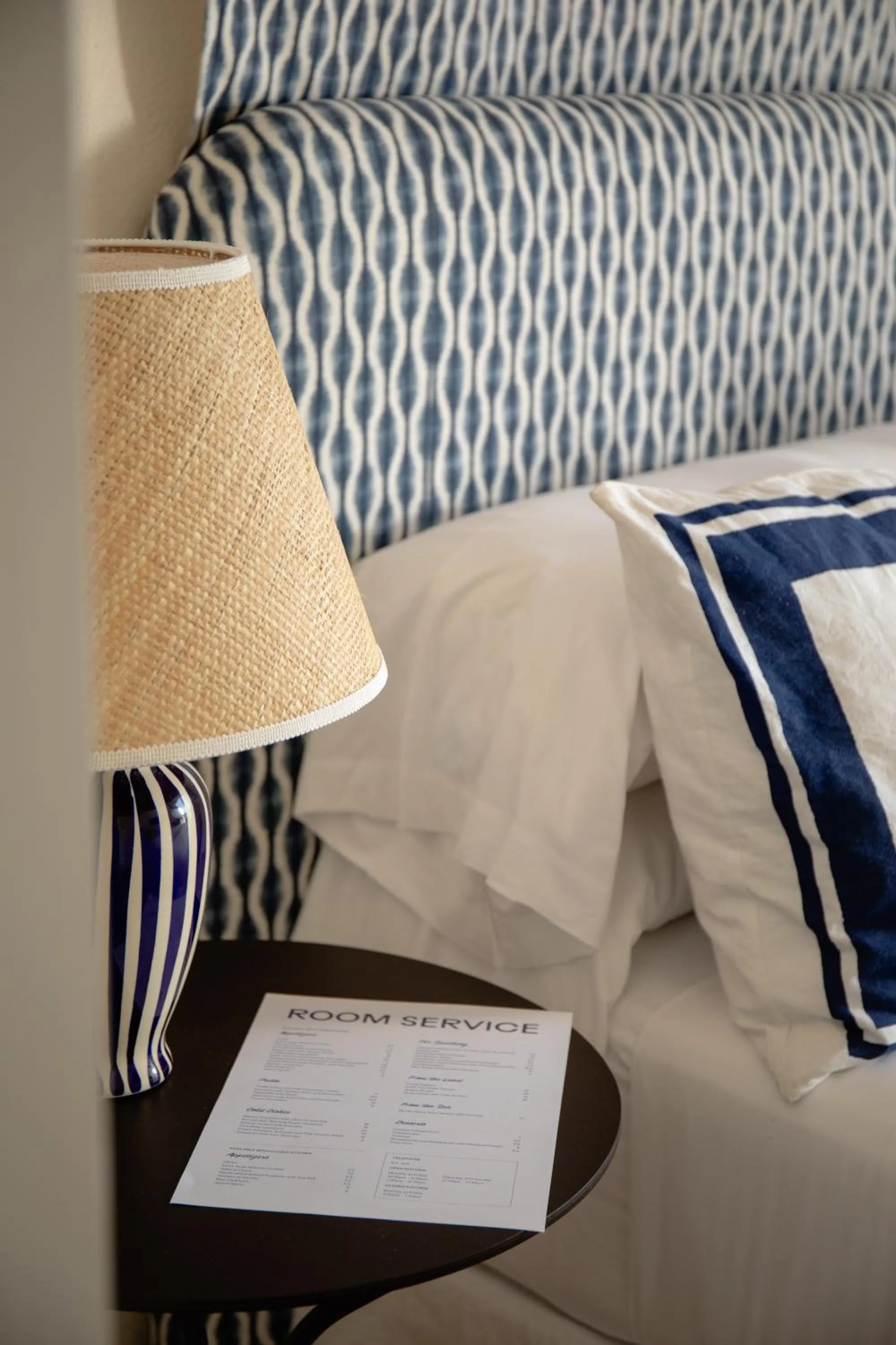 Bedroom, Bed in Hotel Isabella's Llafranc