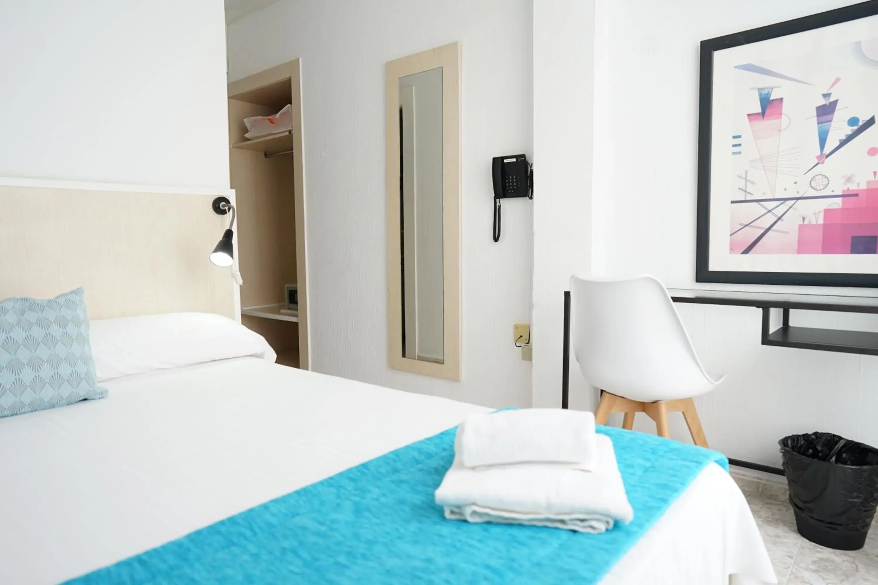 Single Room with Balcony in Hotel Teide Single Room with Balcony in Hotel Teide