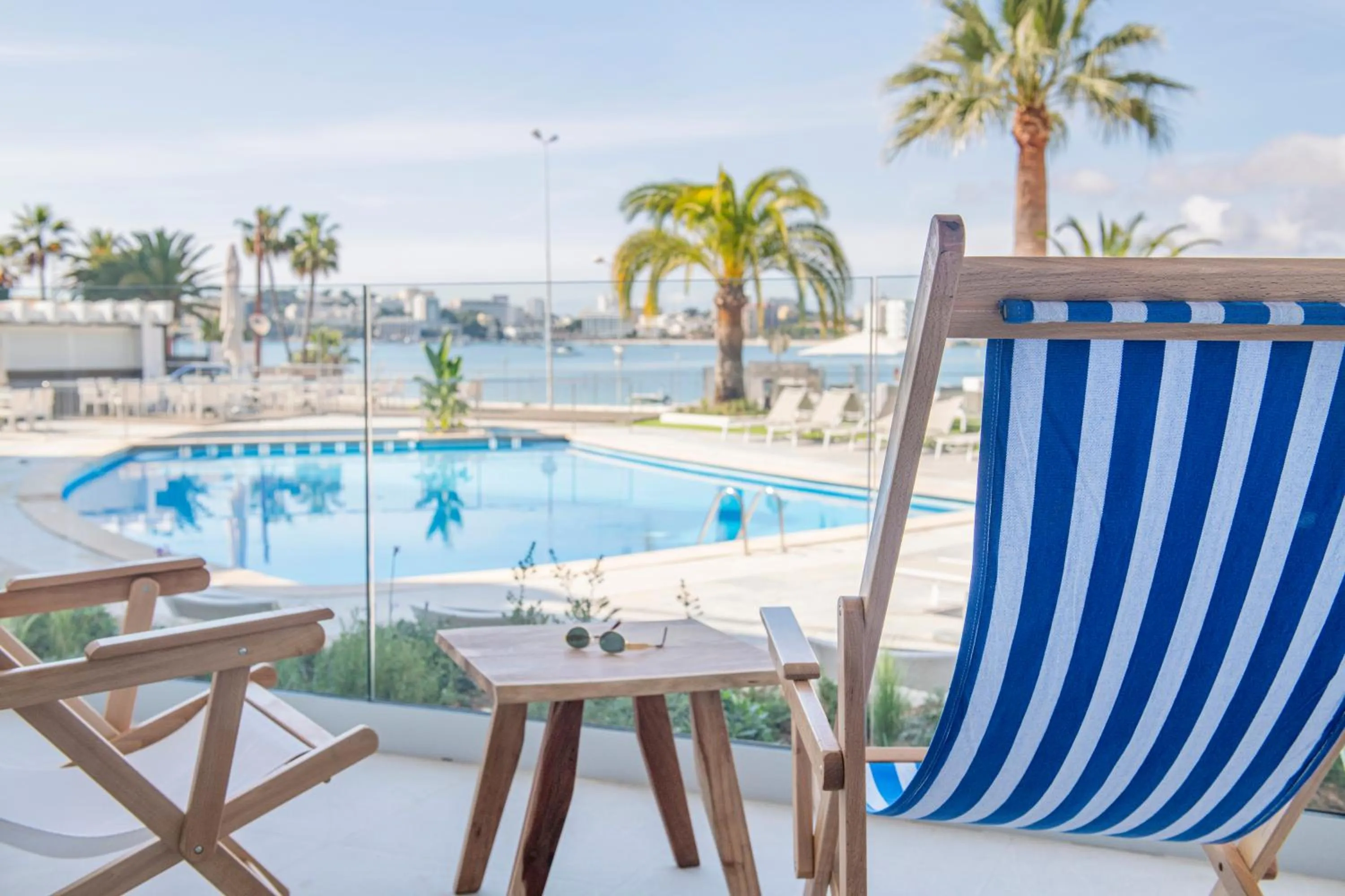 Sea view in Roc Portonova Apartaments