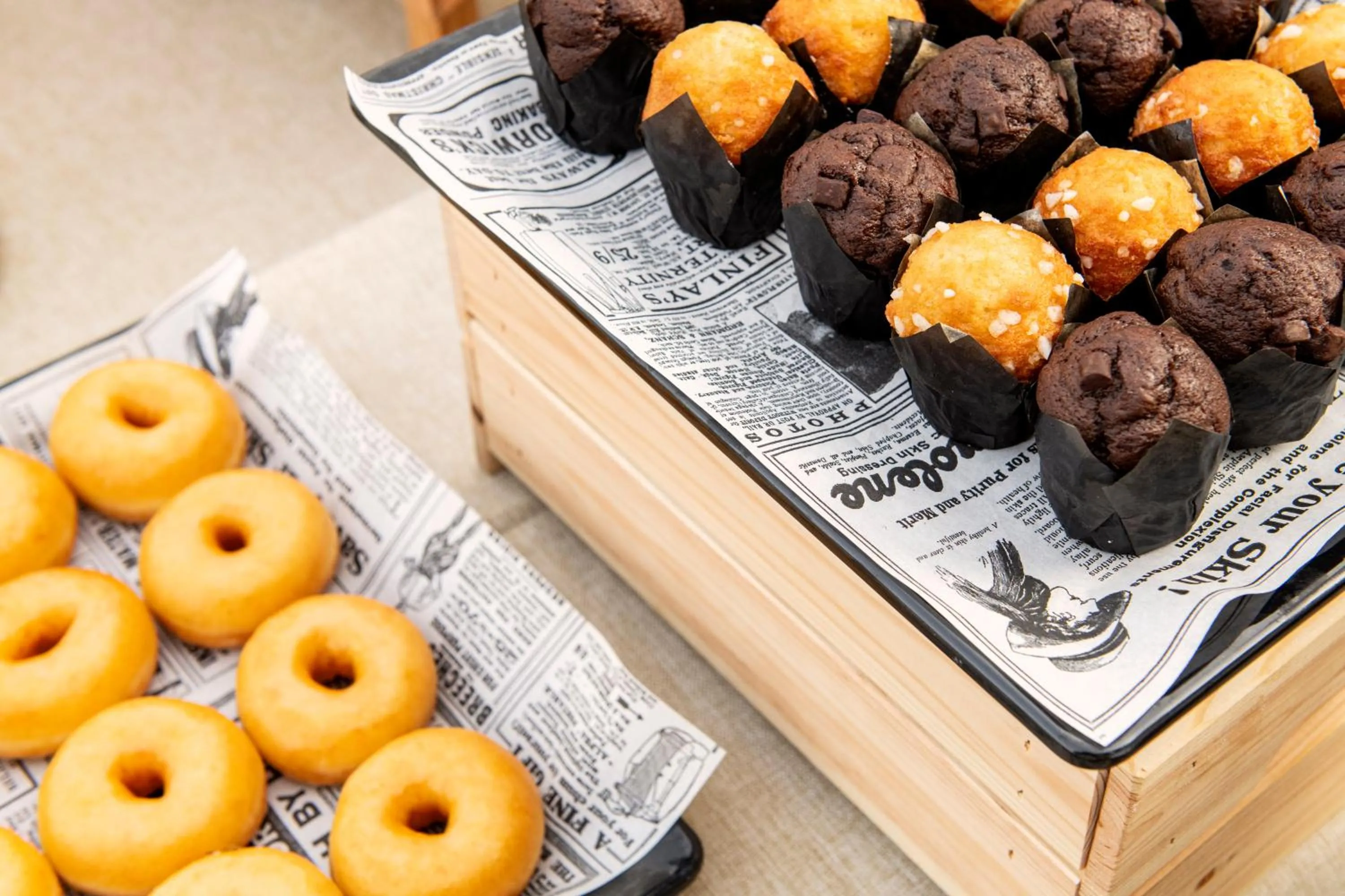 Buffet breakfast in Roc Portonova Apartaments