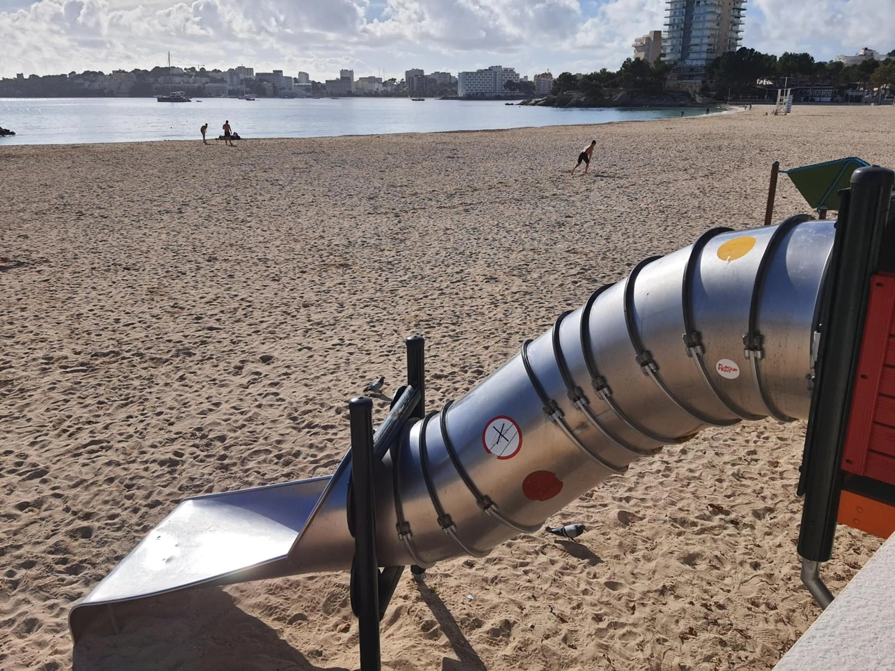 Beach in Roc Portonova Apartaments