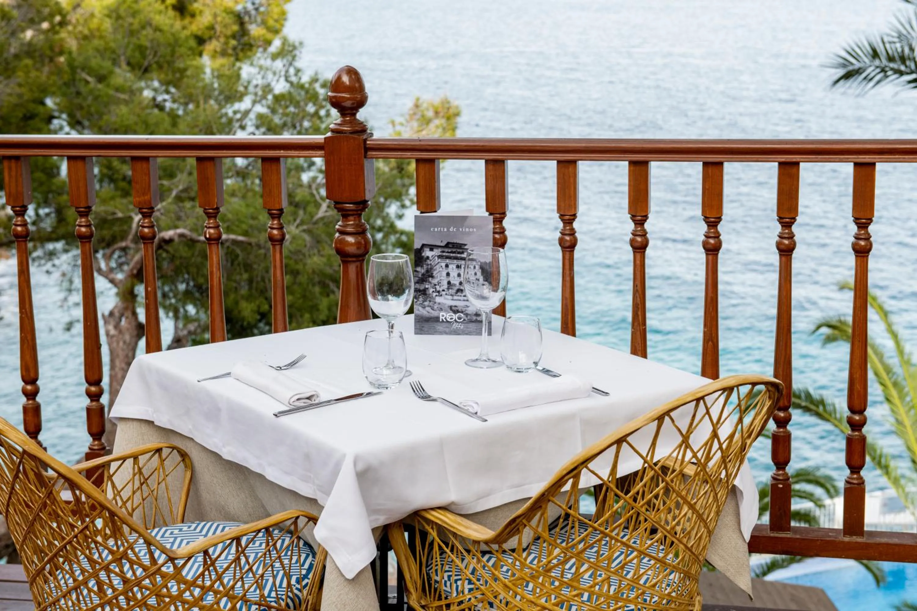 Restaurant/places to eat in Hotel ROC Illetas & SPA