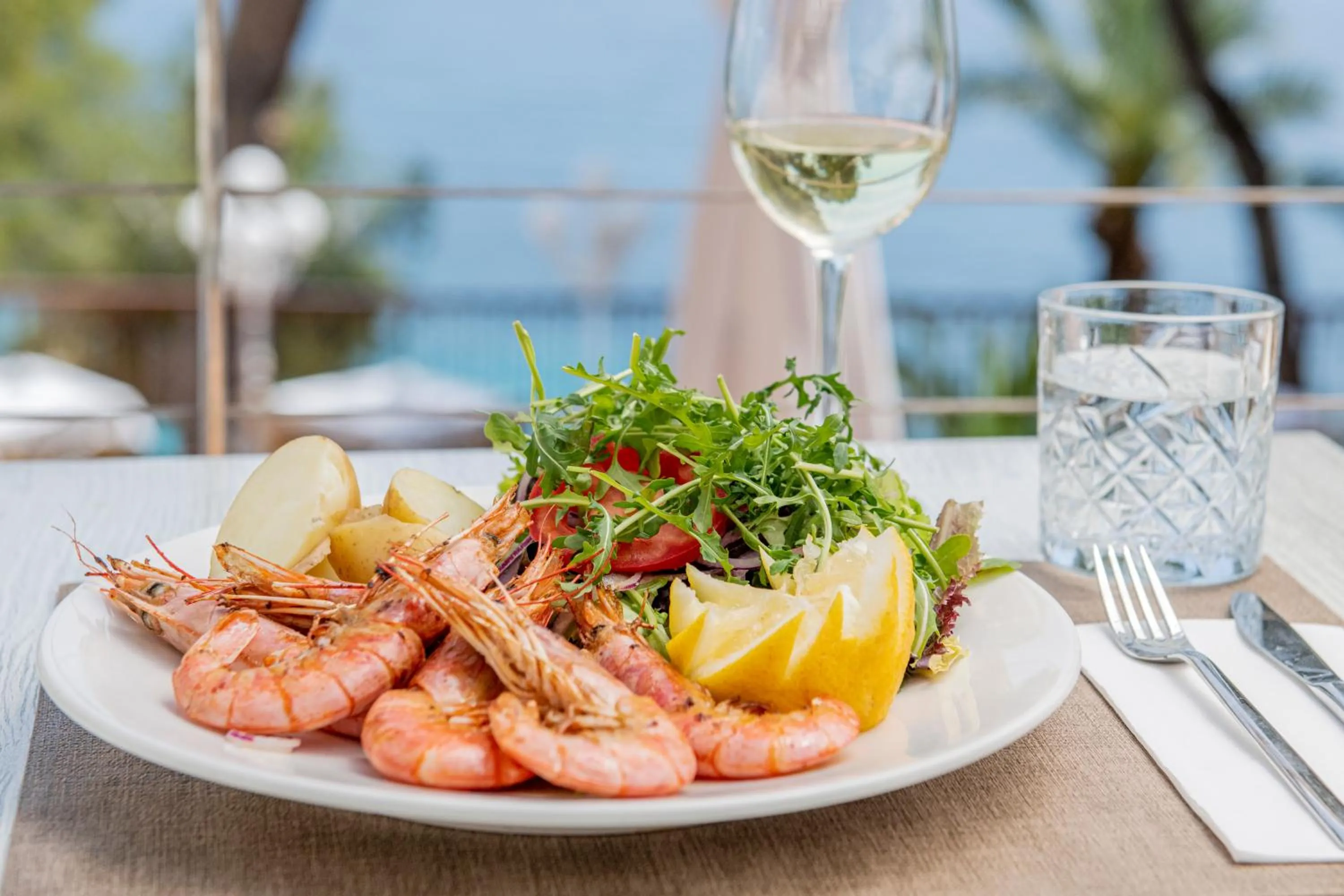 Restaurant/places to eat in Hotel ROC Illetas & SPA