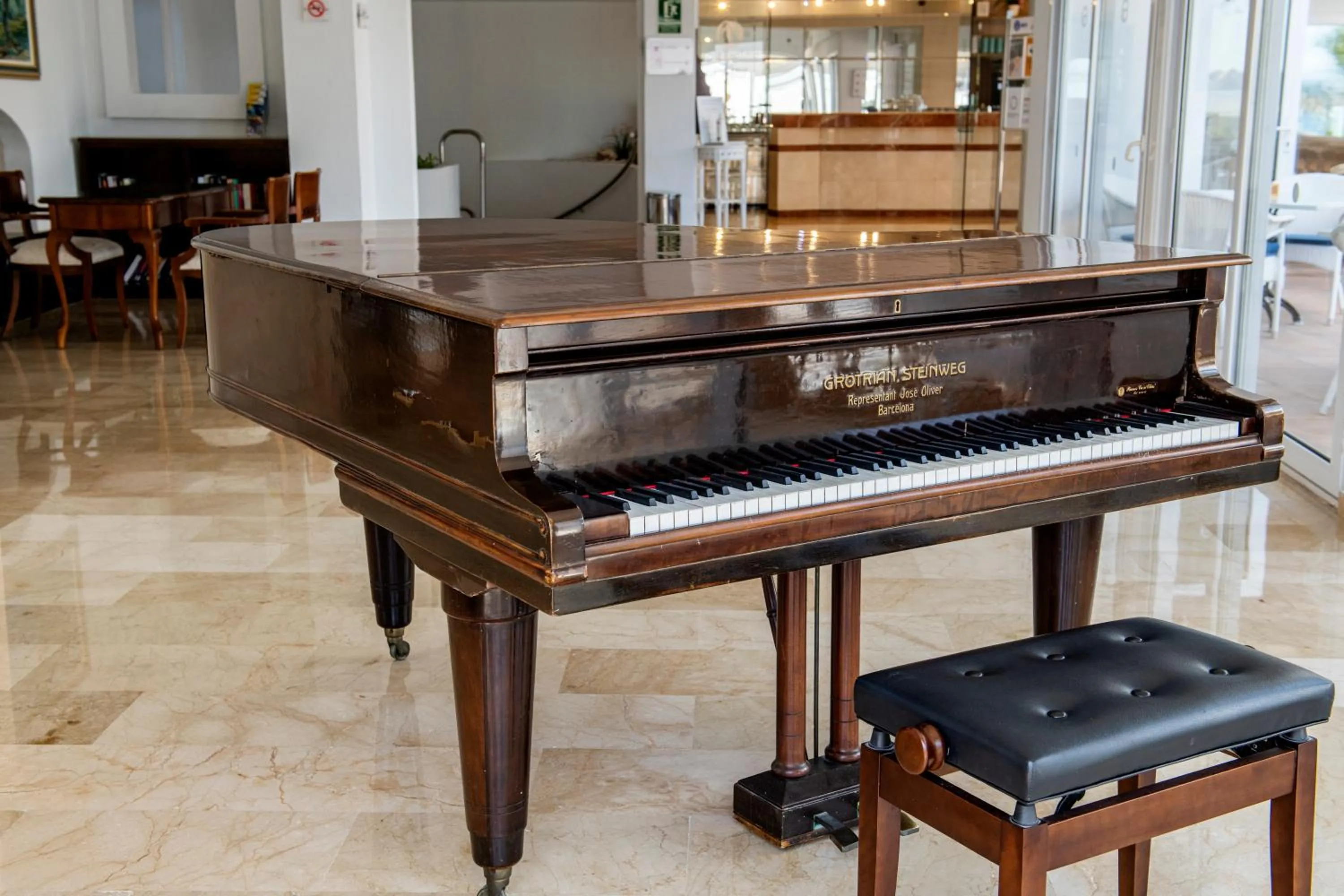 Property building in Hotel ROC Illetas & SPA