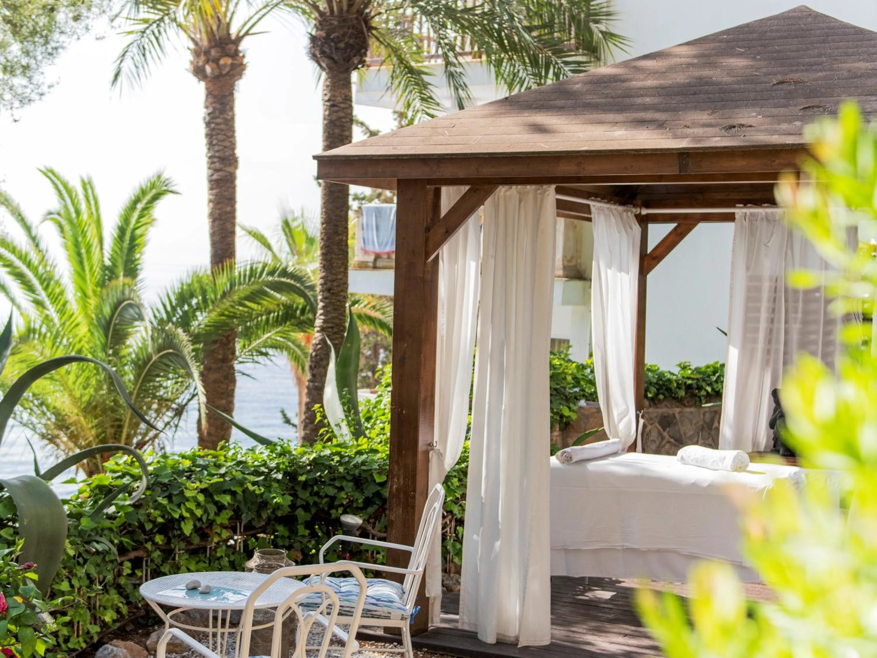 Garden in Hotel ROC Illetas & SPA