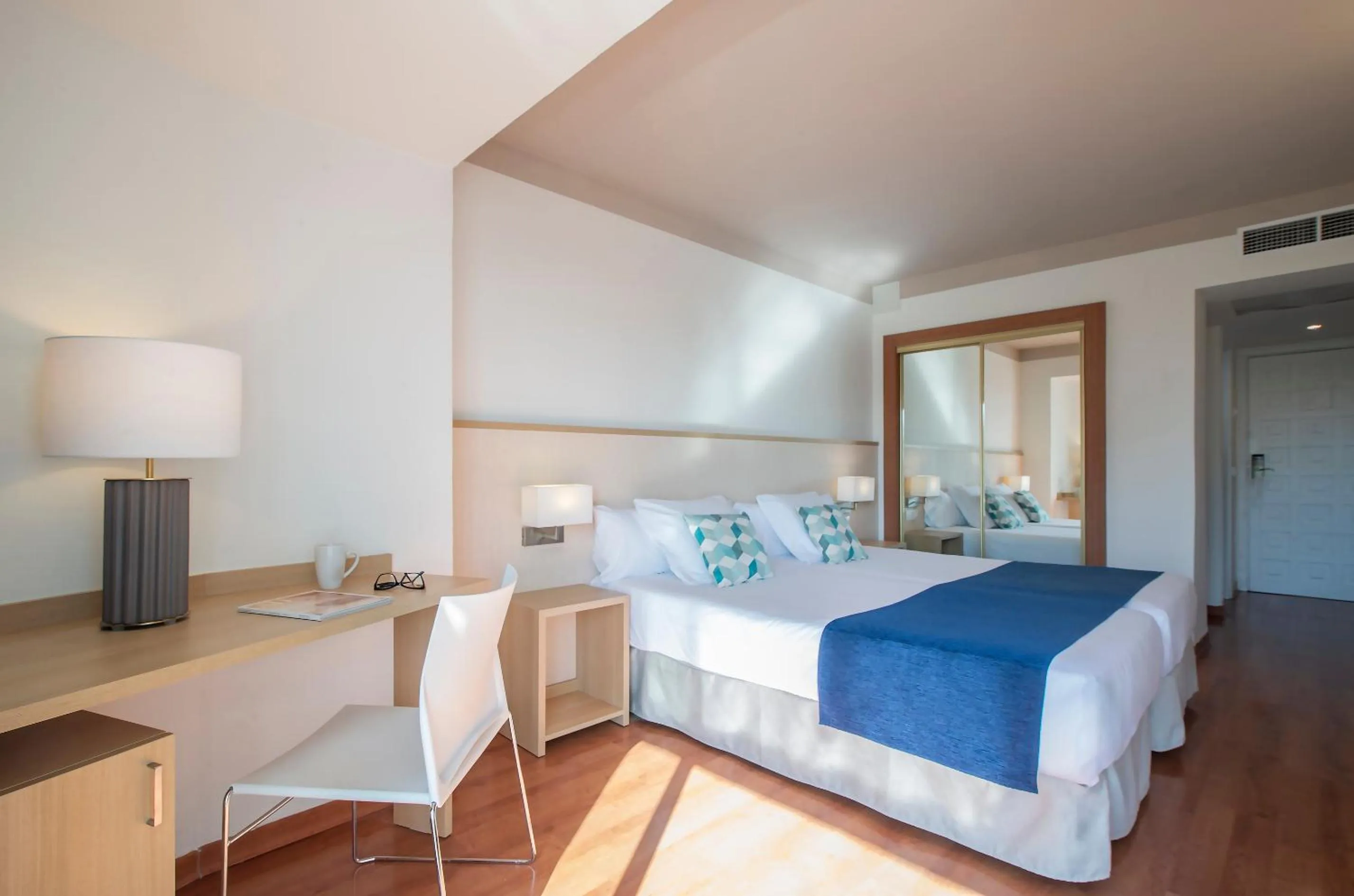 Photo of the whole room, Bed in Hotel Costa Málaga - Adults Recommended - by Pierre & Vacances