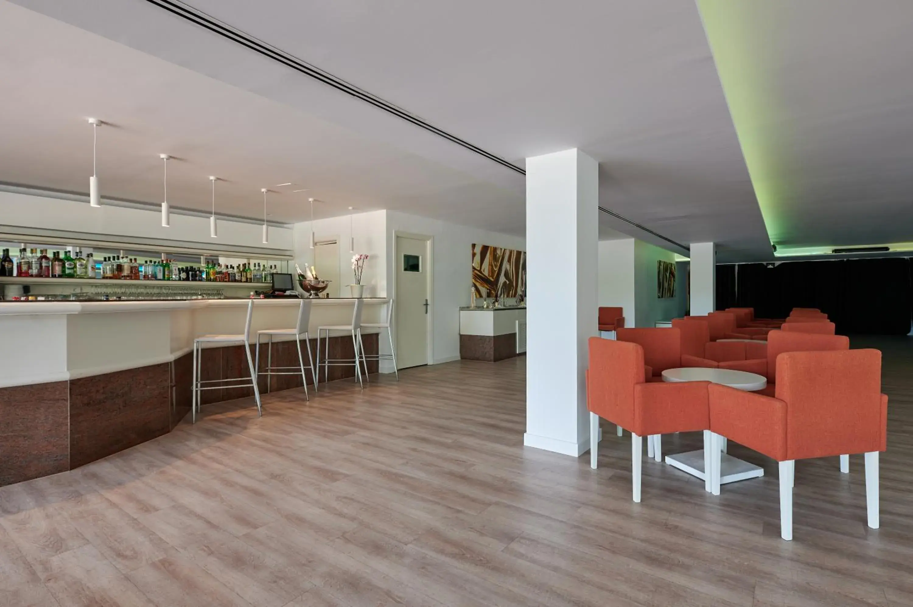 Lounge or bar in AluaSoul Carolina - Adults Only Lounge or bar in AluaSoul Carolina - Adults Only