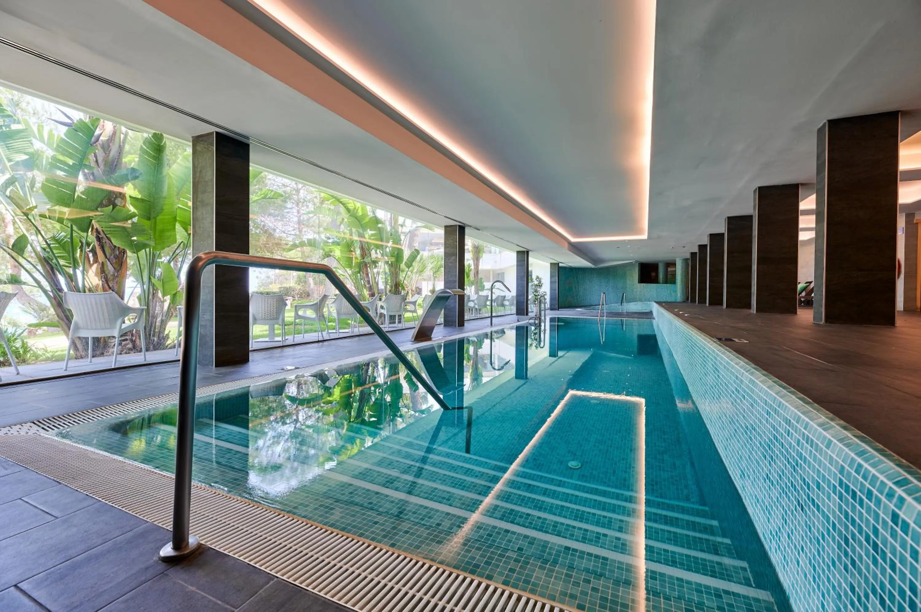 Swimming pool in AluaSoul Carolina - Adults Only