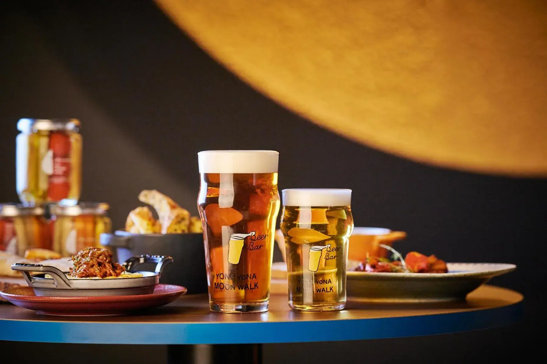 Lounge or bar in OMO Kansai Airport by Hoshino Resorts Lounge or bar in OMO Kansai Airport by Hoshino Resorts