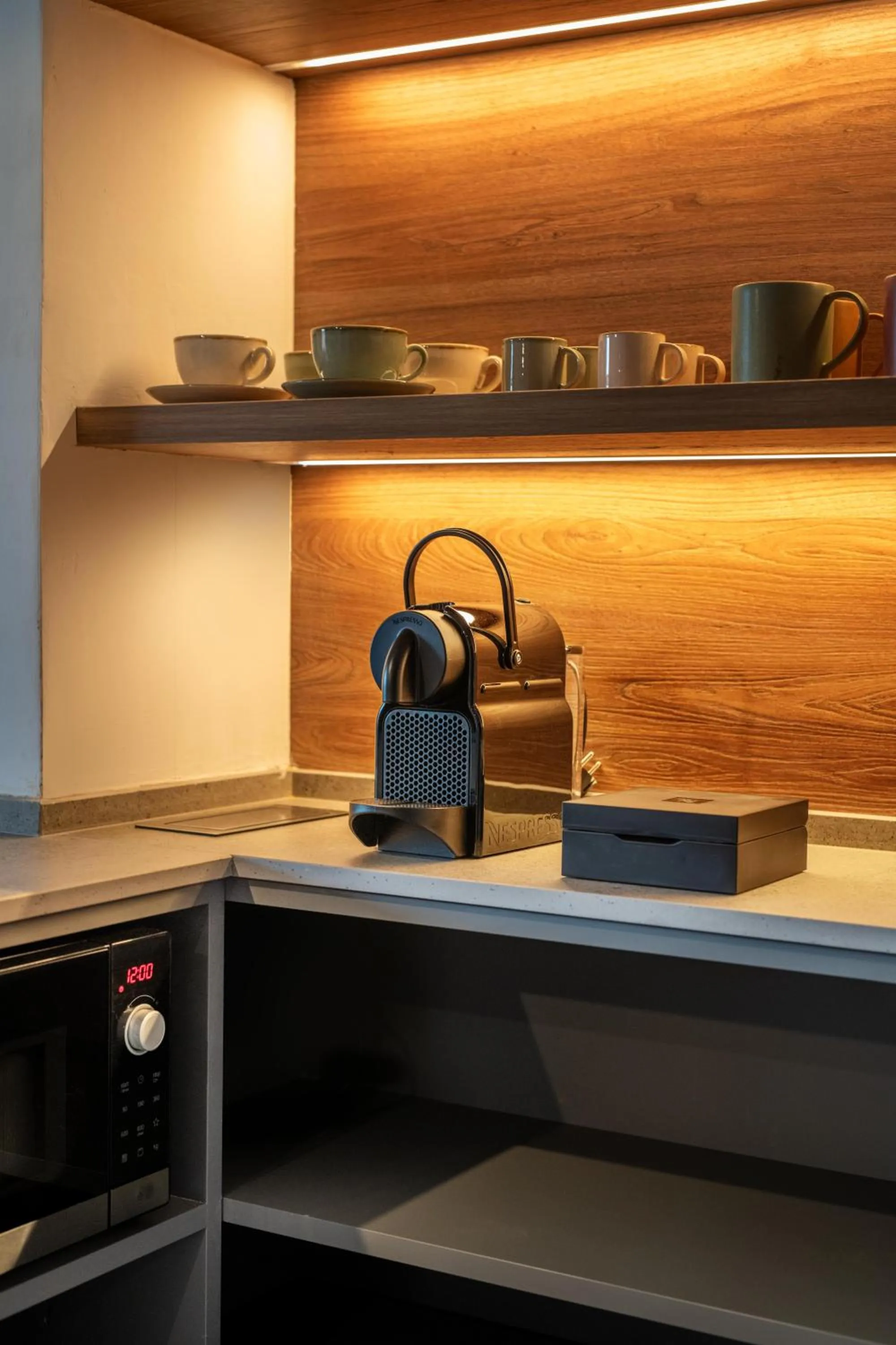 Coffee/tea facilities in Salobre Hotel Resort & Serenity